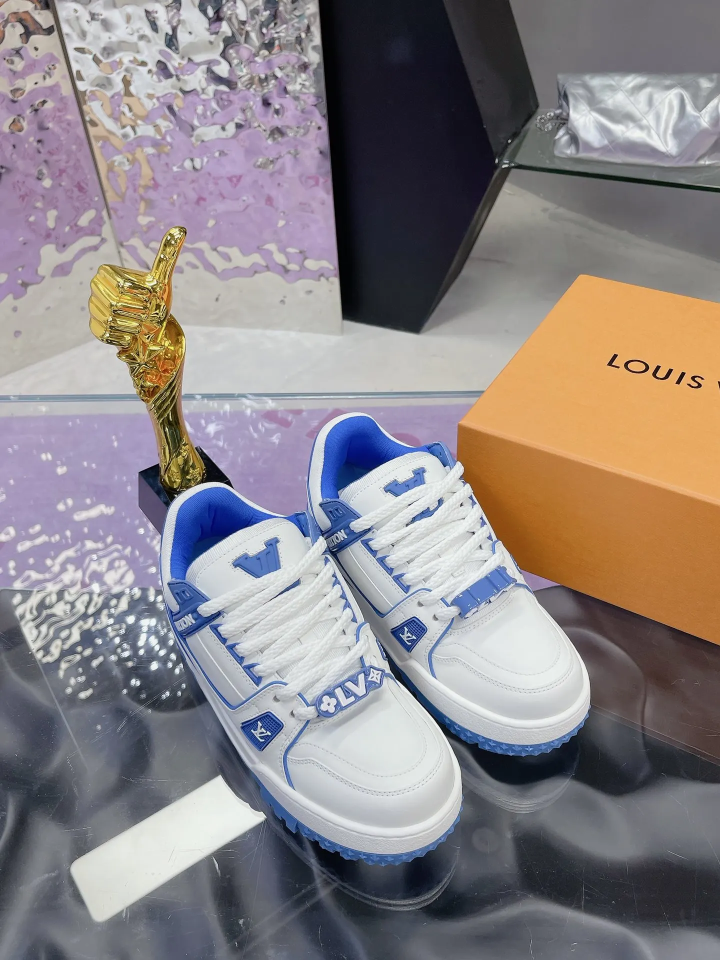 Louis Vuitton 运动鞋