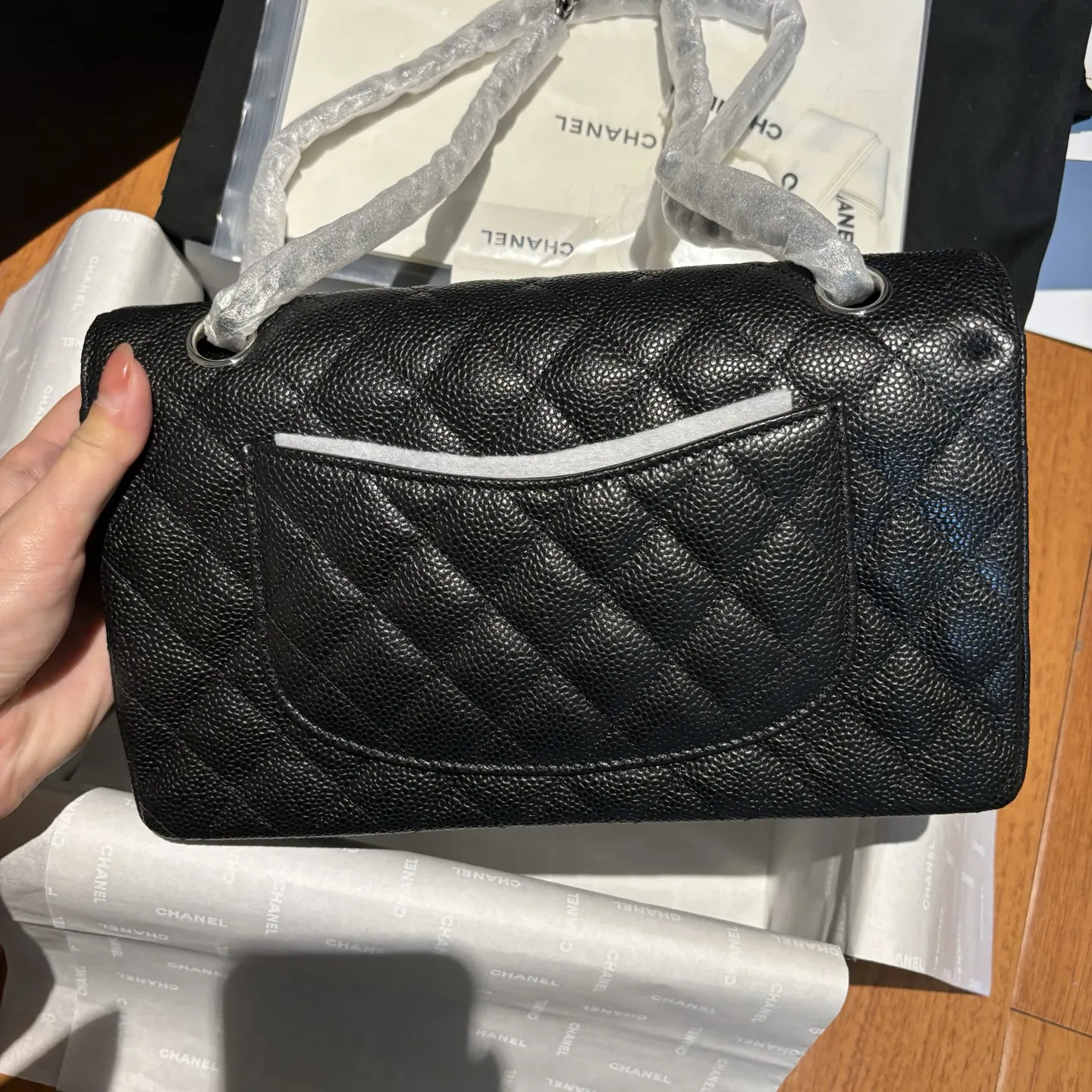 CHANEL 每个字母都符合官方标准烫金 还是有难度的 腋下包 复古腋下背款