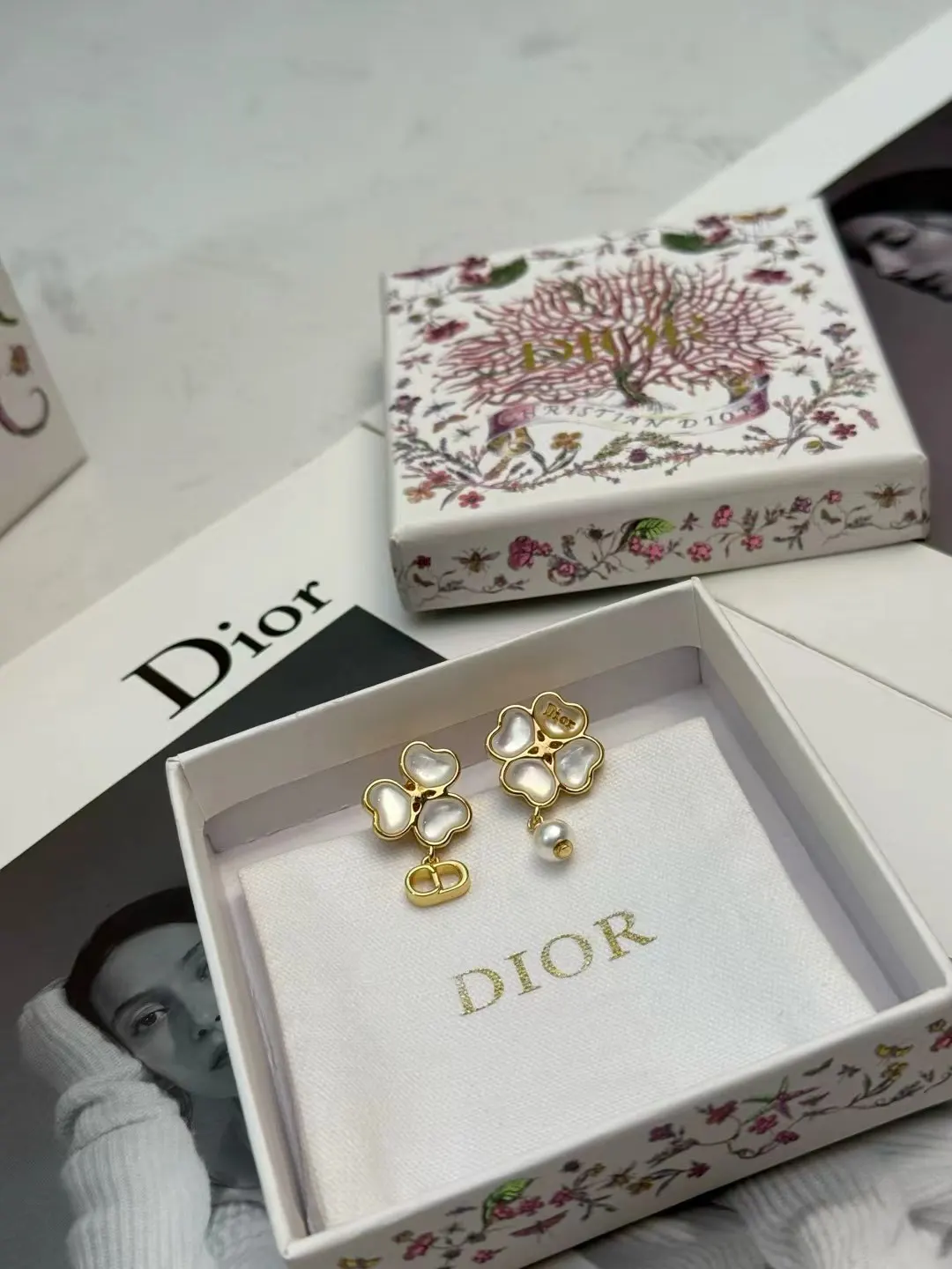 Dior 白色包包 手提斜挎 手提包