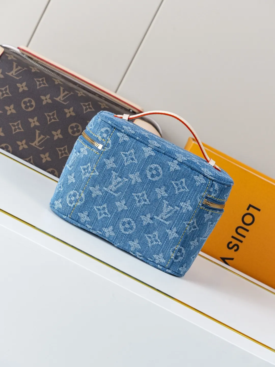 Organizer Pouch Travel Leather