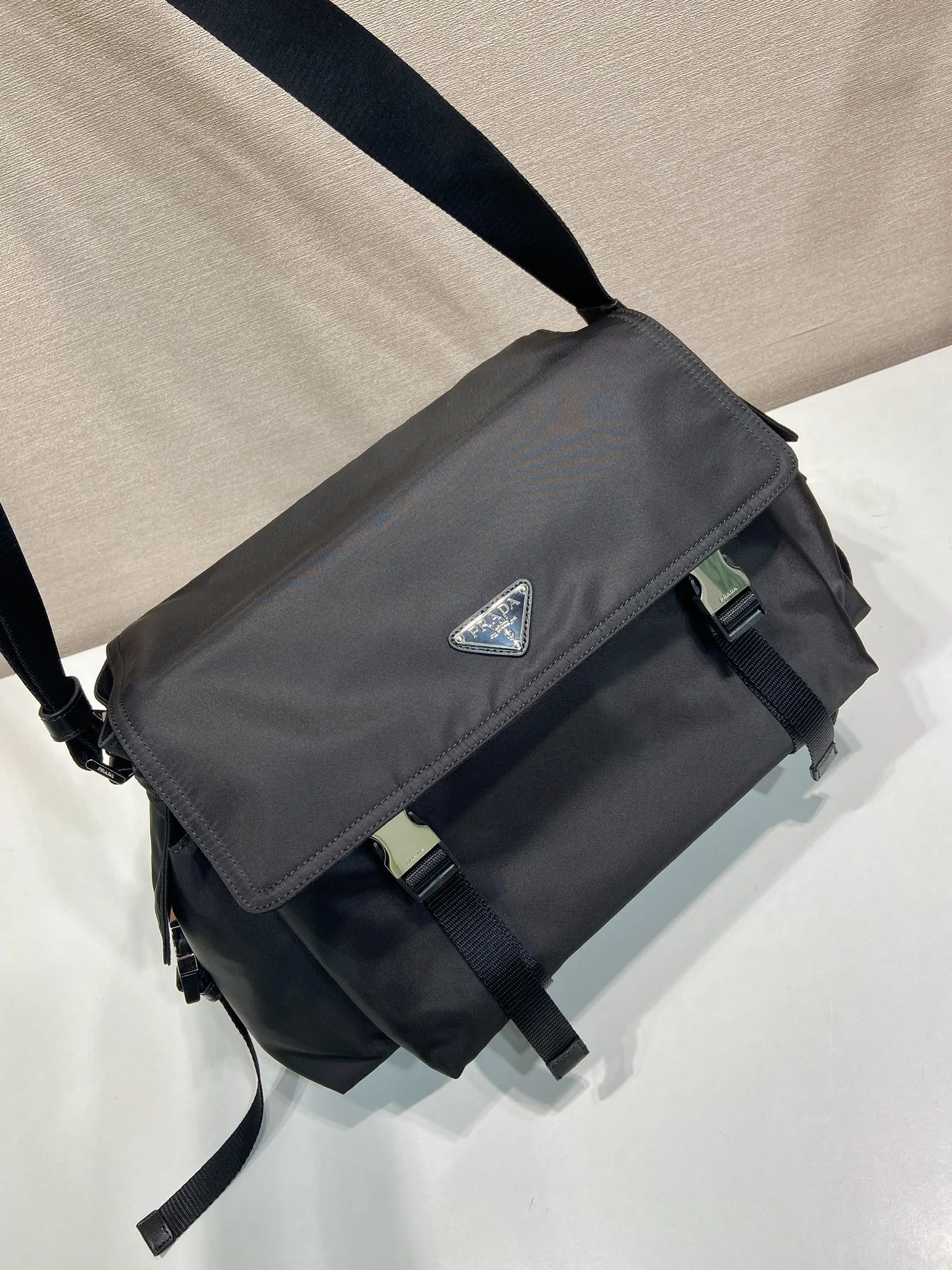 Prada Re-Nylon 2VD082 皮革 手提包