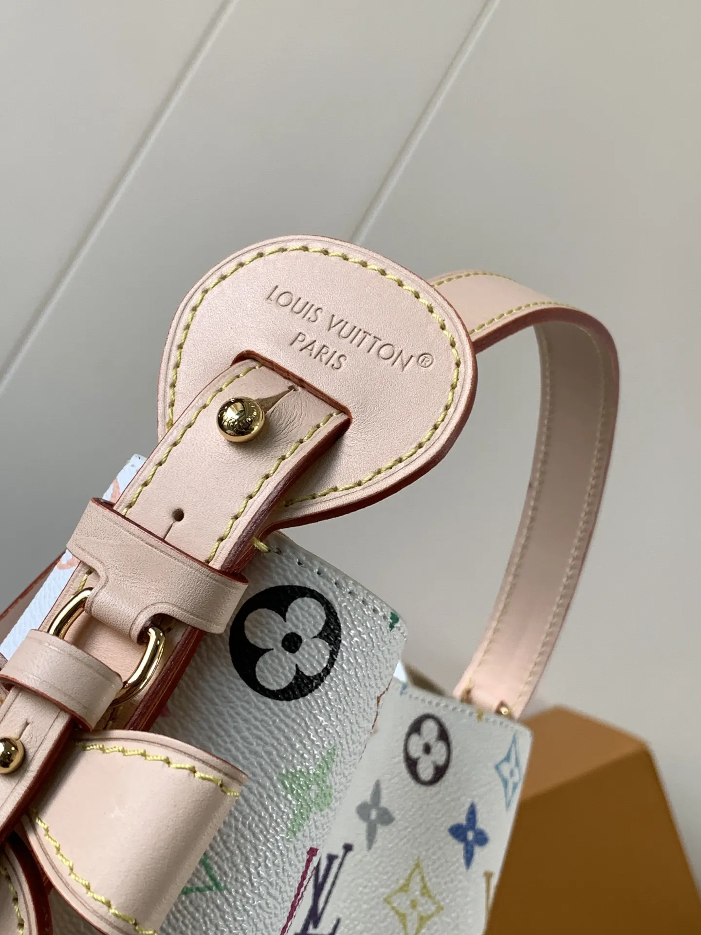 LV 老花 牛皮 收納包 旅行收納款(數字9) LV 老花 牛皮 收納包 旅行收納款(數字9)