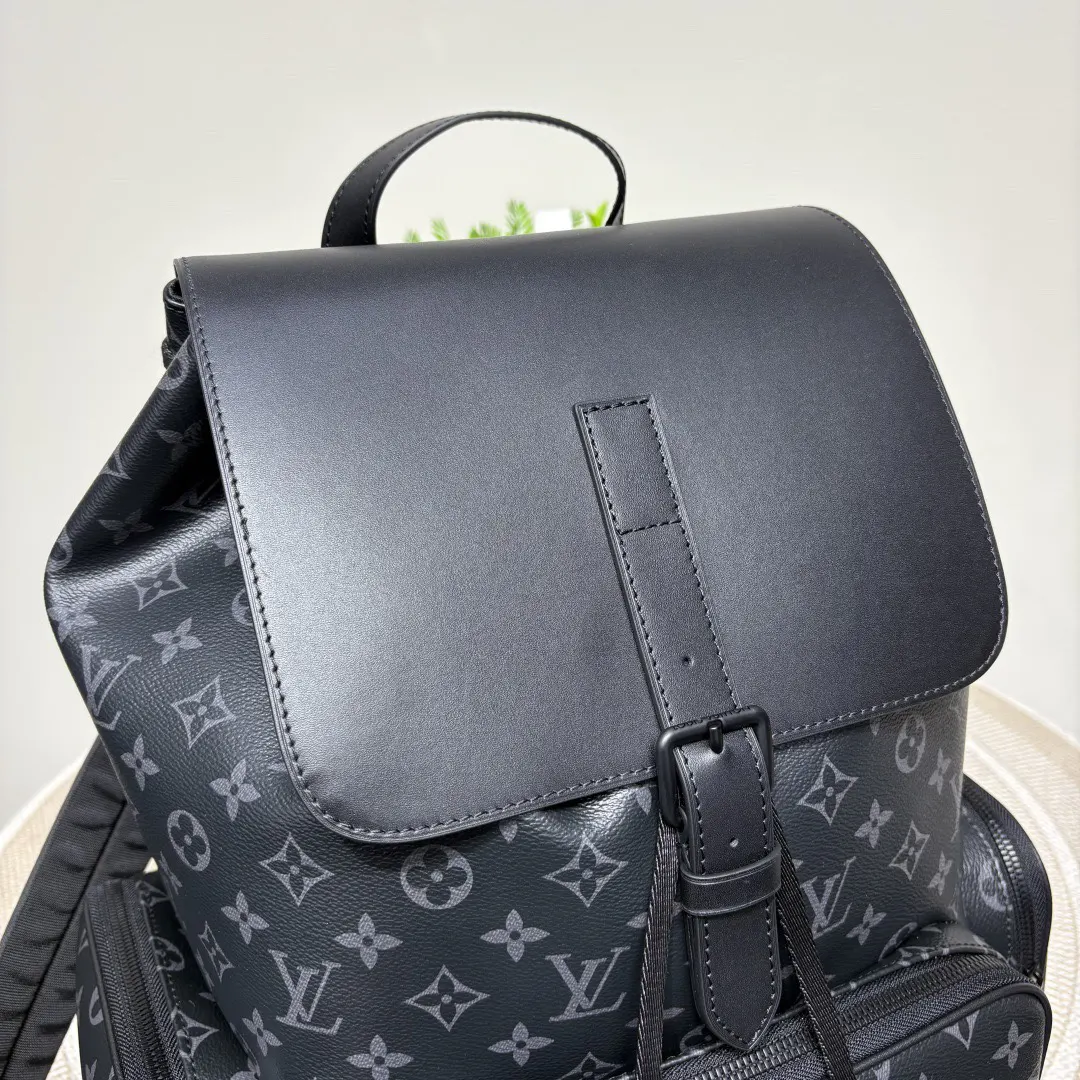 Black Gold Chain Bag Leather