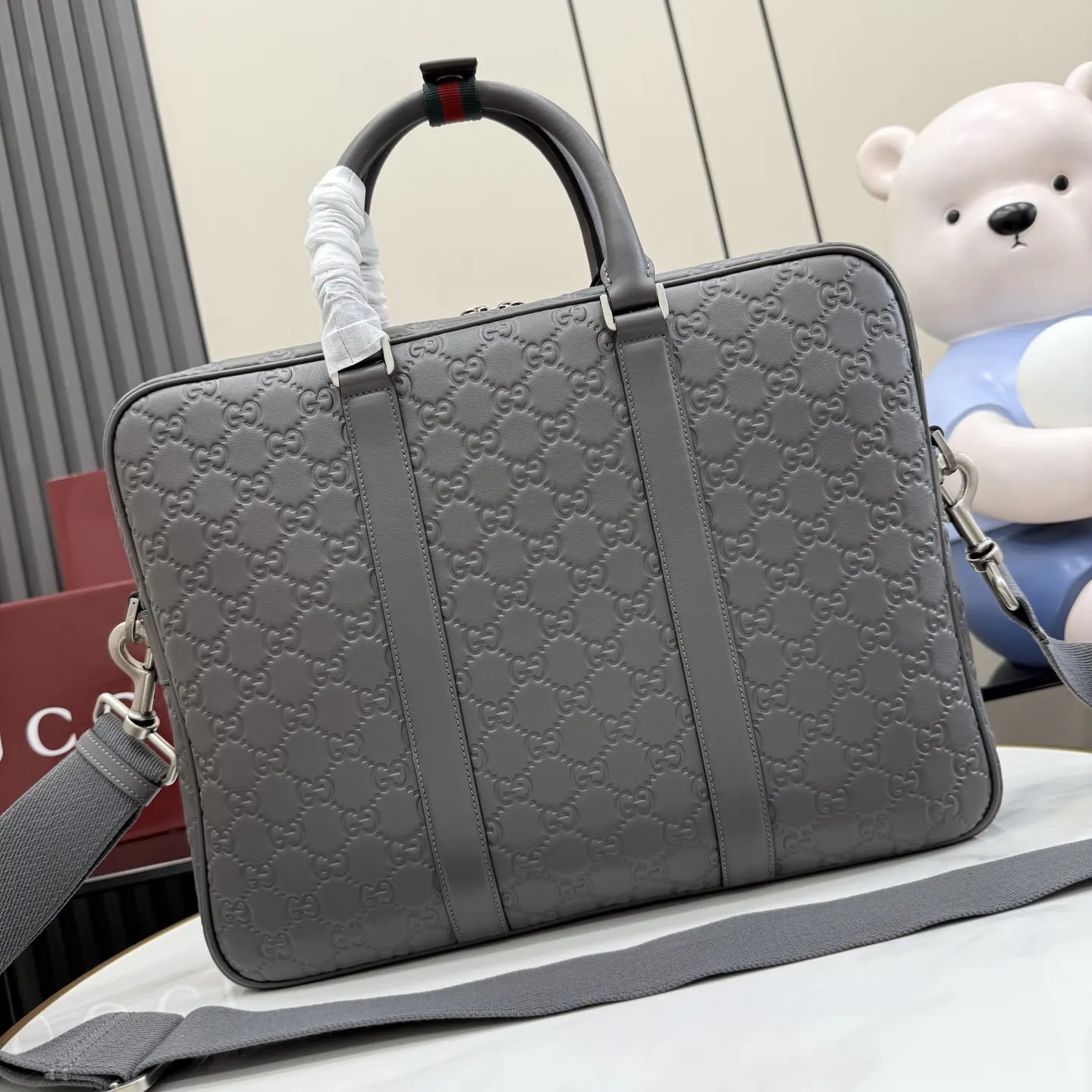 Gucci GG Emblem 灰色 米色 帆布 公文包 商務通勤款