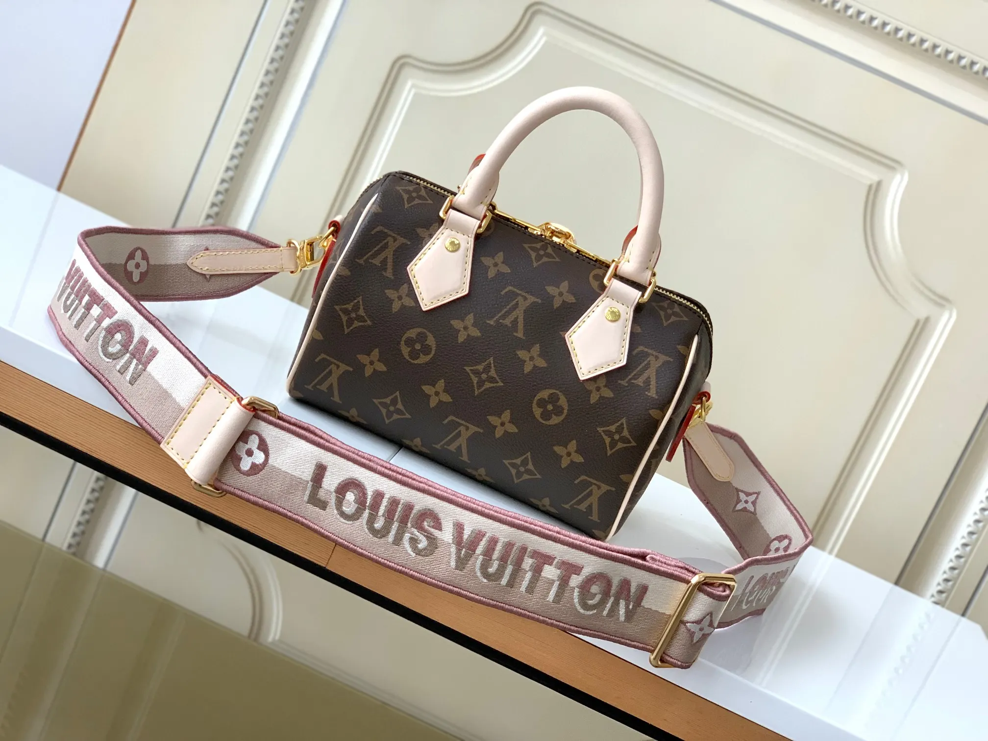 LV 老花 牛皮 详细特征 厘米 长度 旅行袋 大容量旅行款