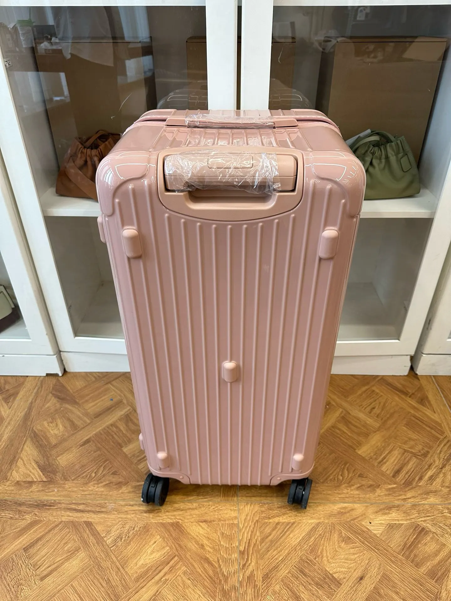 黑色 白色 日默瓦rimowa拉杆箱行李箱登机箱旅行箱方胖子運動 旅行拉杆款 輕便出行款