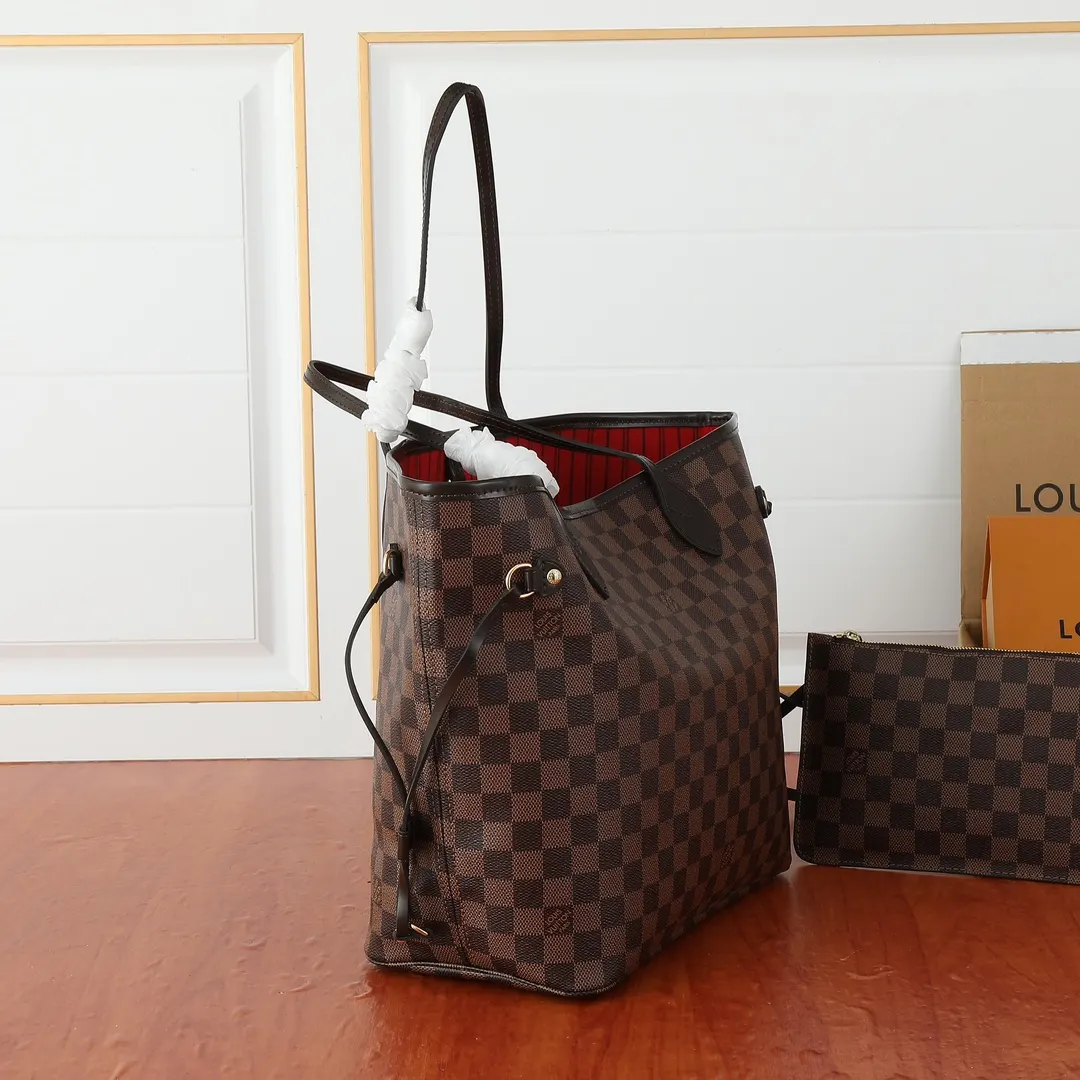 LV Neverfull 帆布 手拿包 精致手拿款