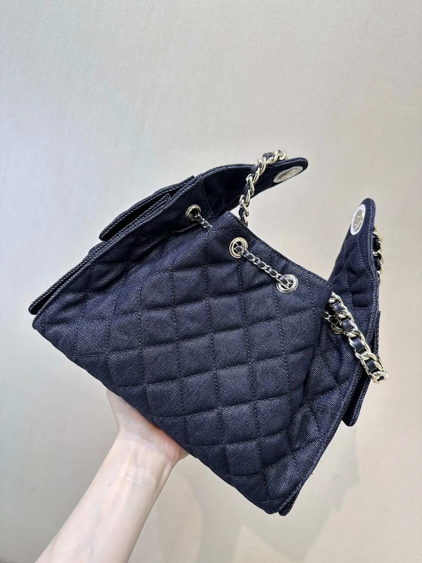 White Blue Hobo Shoulder Bag Vintage