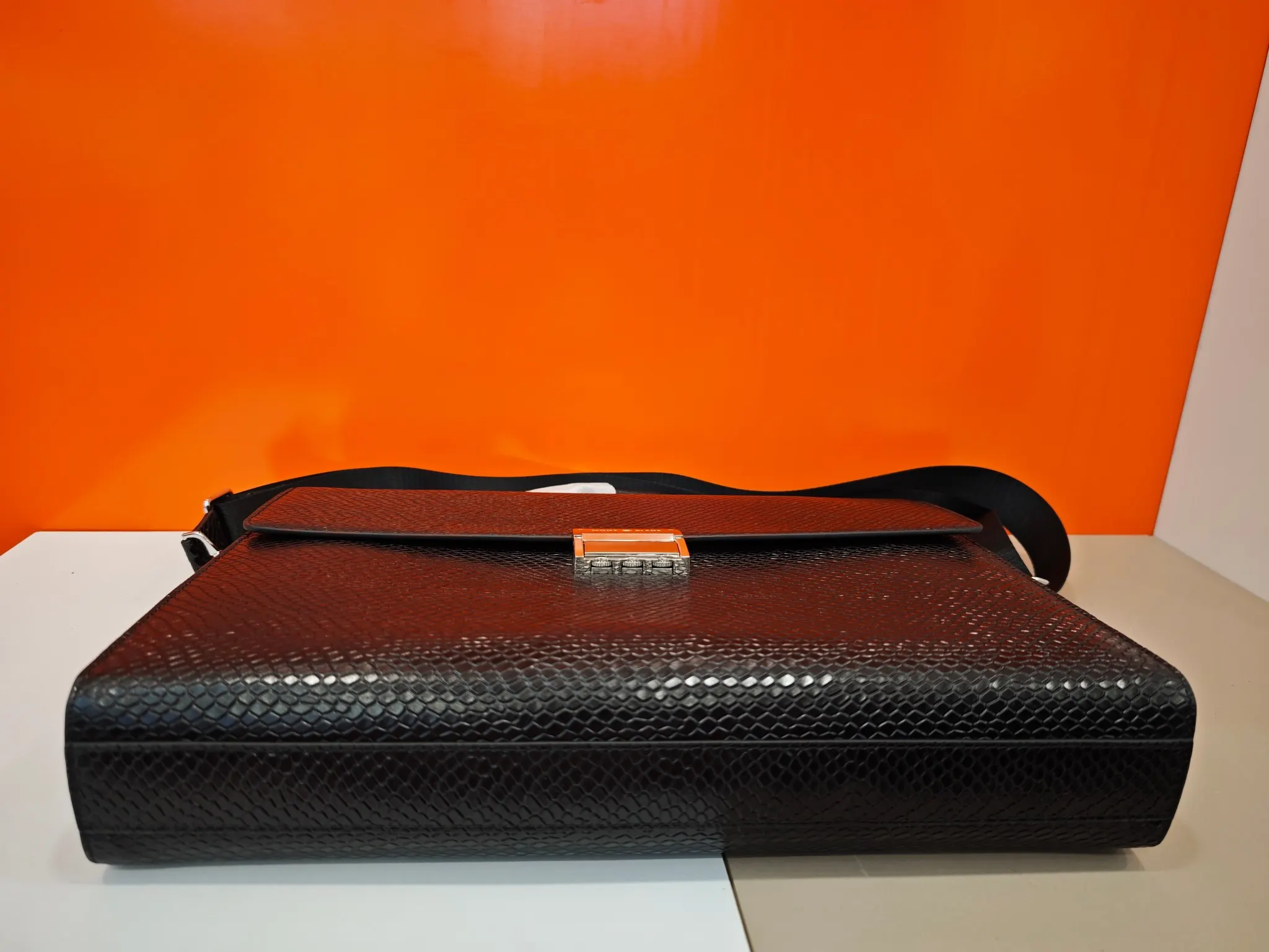 Black Briefcase Business Commuter Leather