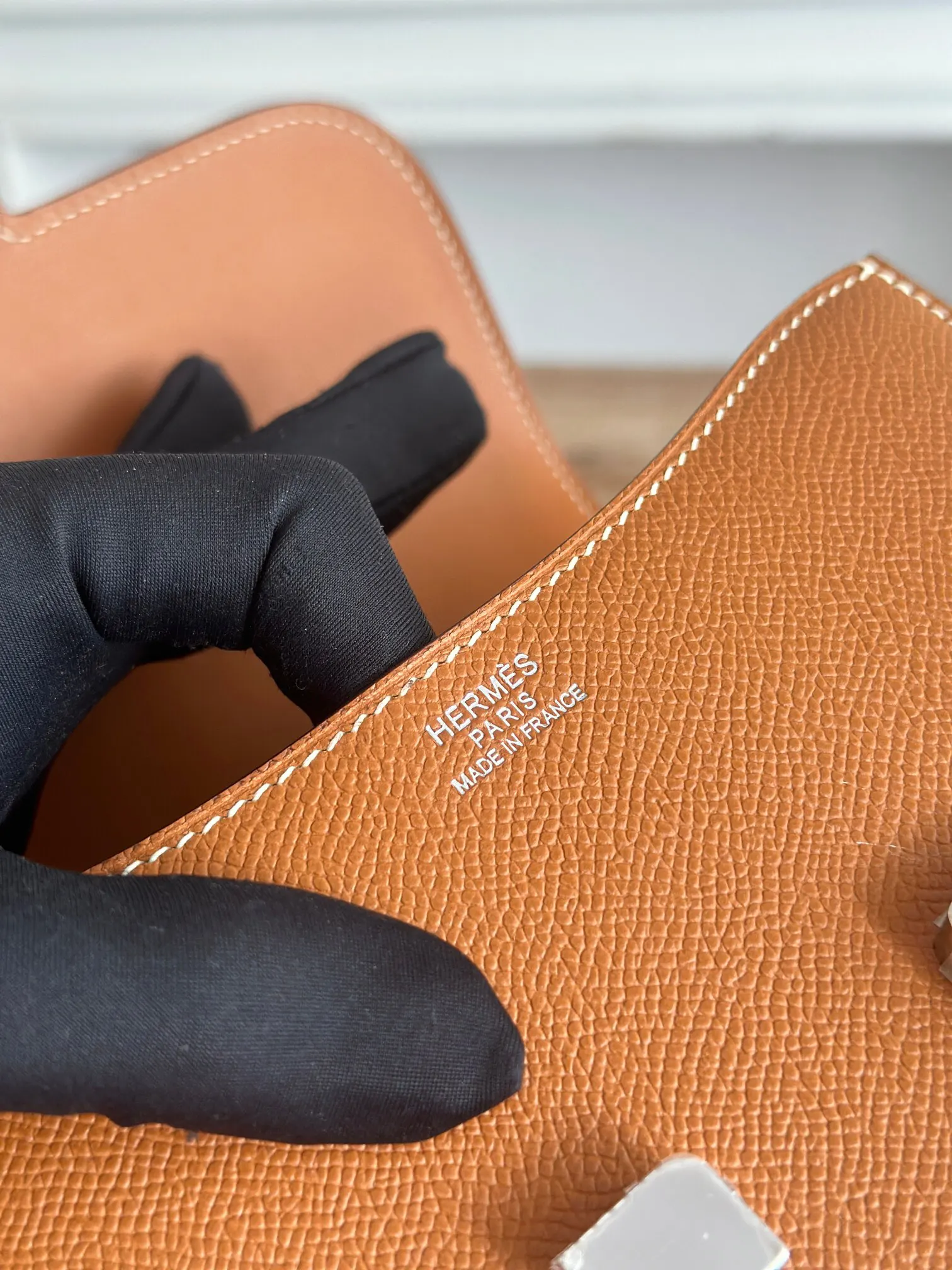 Hermès Constance 金棕 Epsom掌纹牛皮 斜挎包 19cm