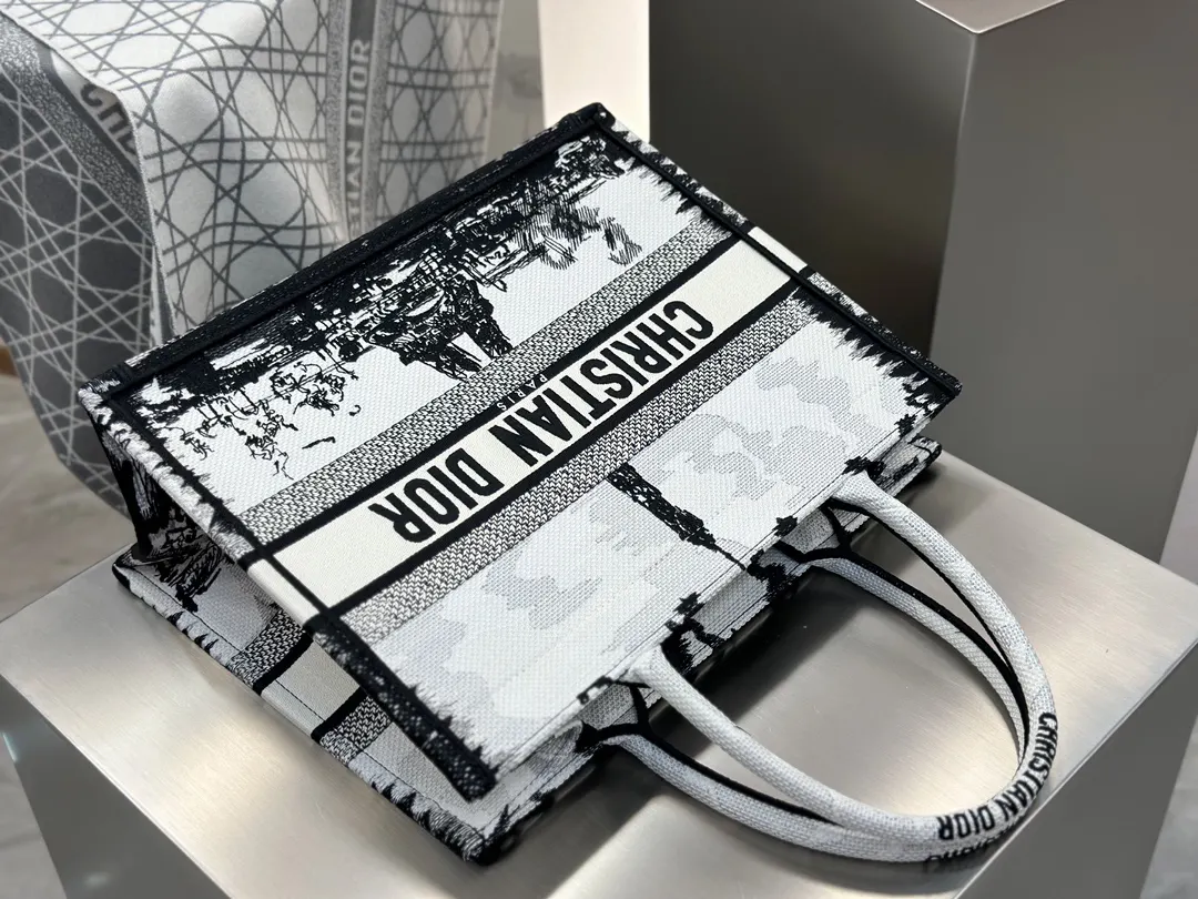白色 白色巴黎铁塔中号 巴黎铁塔 图案细腻的刺繡復古精致 托特包 大容量托特款(數字9) 白色 白色巴黎铁塔中号 巴黎铁塔 图案细腻的刺繡復古精致 托特包 大容量托特款(數字9)