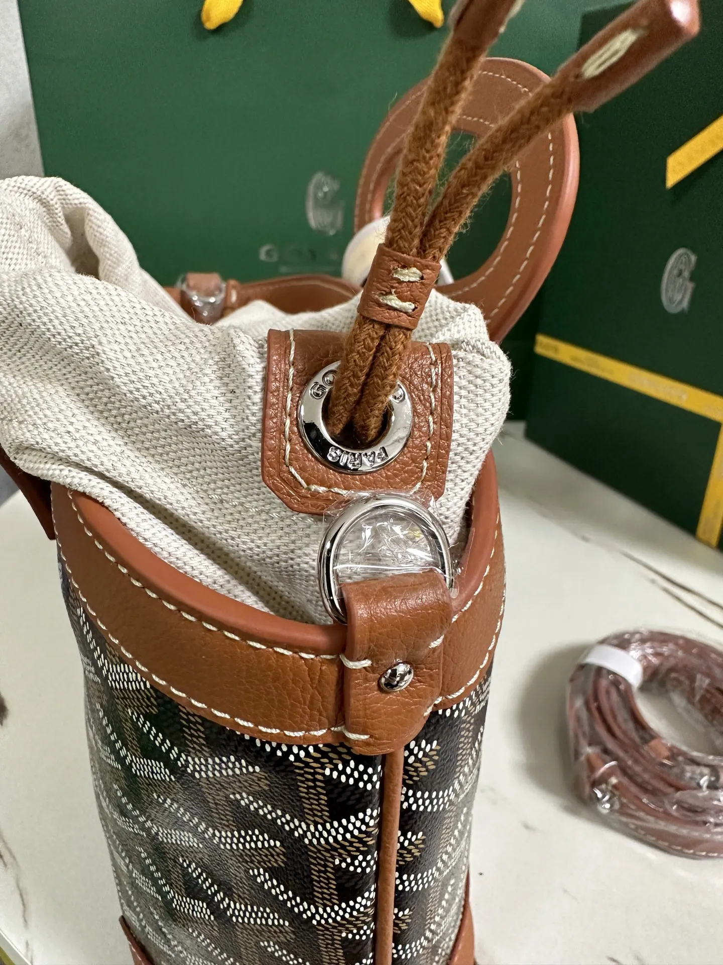 Goyard 棕色 小牛皮 單肩包 日常單肩背款