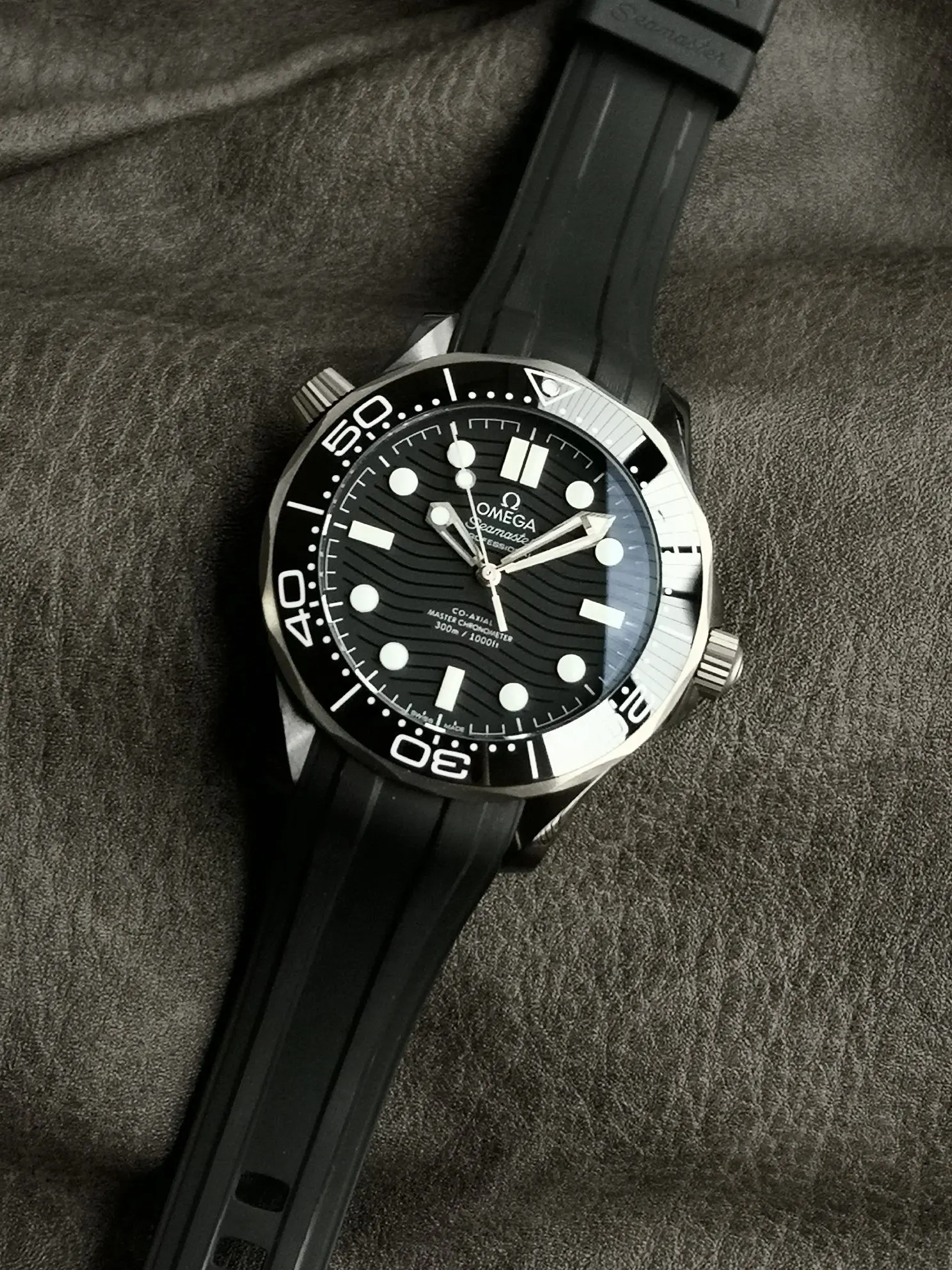 Black White Watch Classic