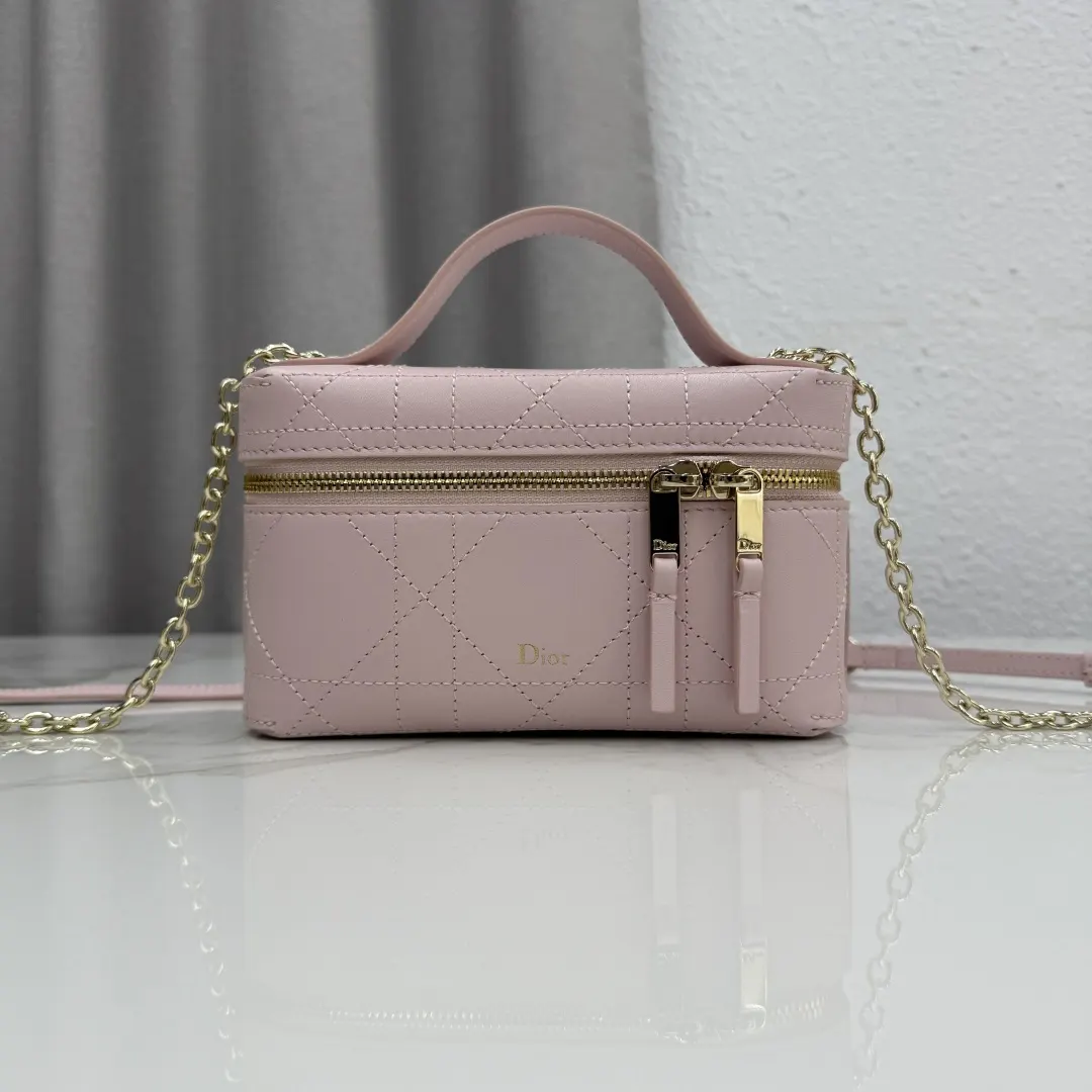 Dior Gold Chain Bag Image 9 Dior Gold Chain Bag Image 9
