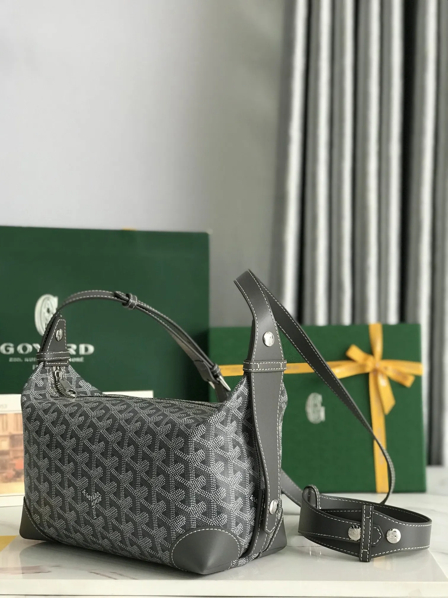 Goyard 戈雅 化妝包Boeing 化妝包收納袋 内里有 手拿包 精致手拿款