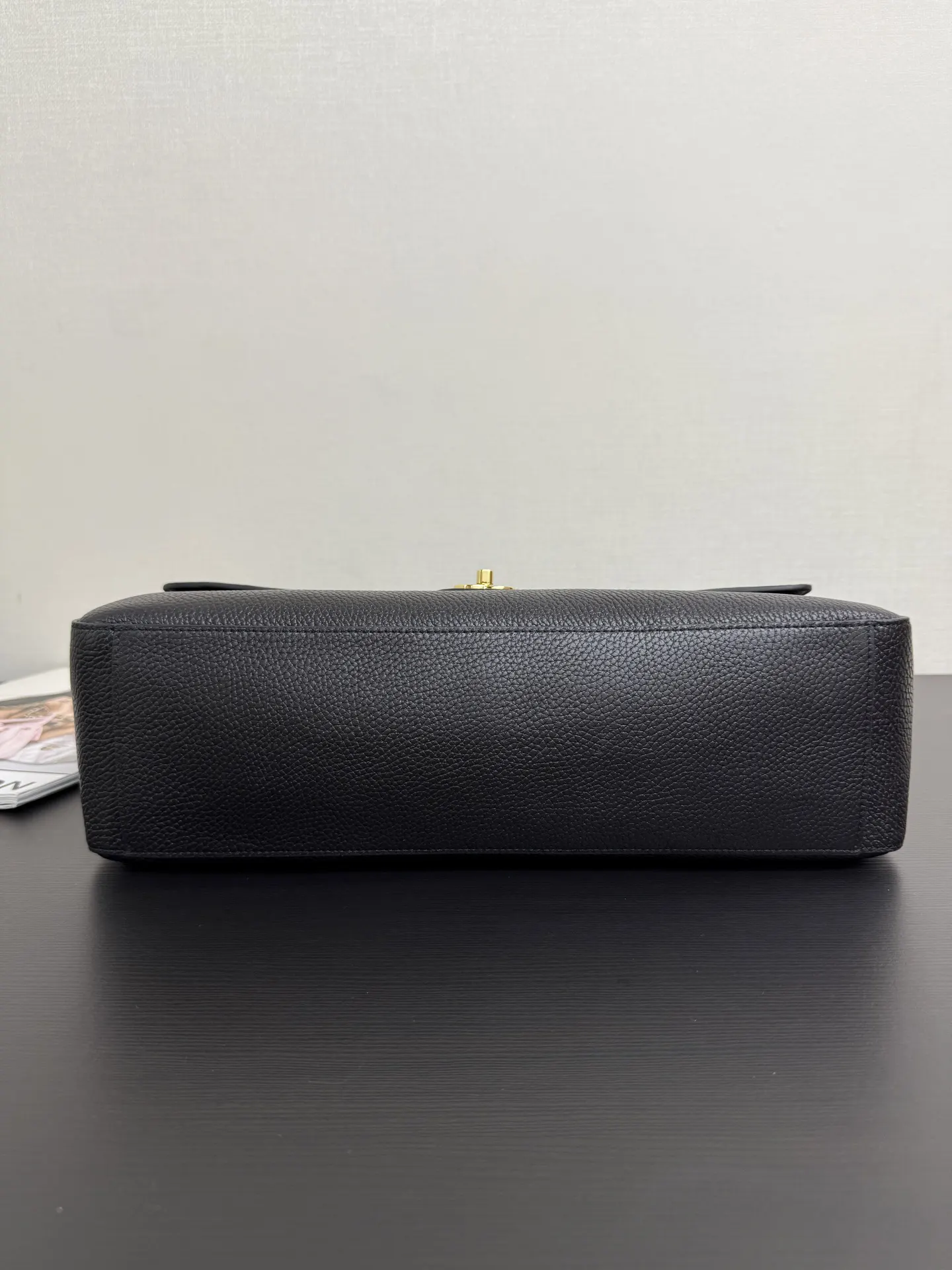 Chanel 灰色 皮革 翻盖 单肩包