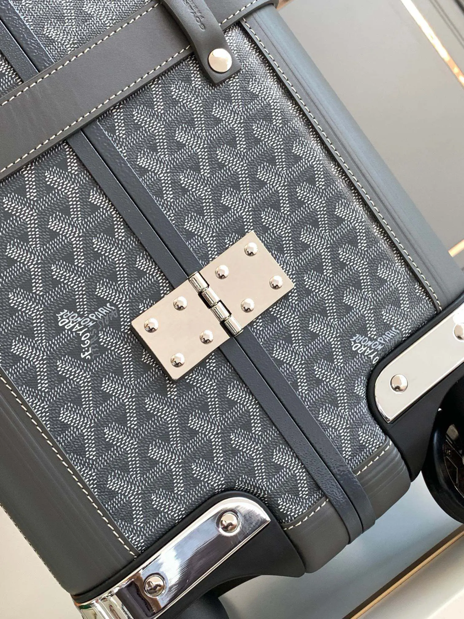 Goyard 黑色 白色 行李箱 旅行拉杆款 轻便出行款