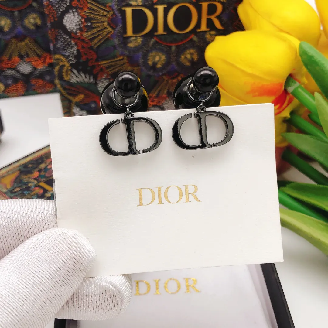 Dior 黑色 珍珠 CD 字母 耳钉 小巧点缀 耳飾