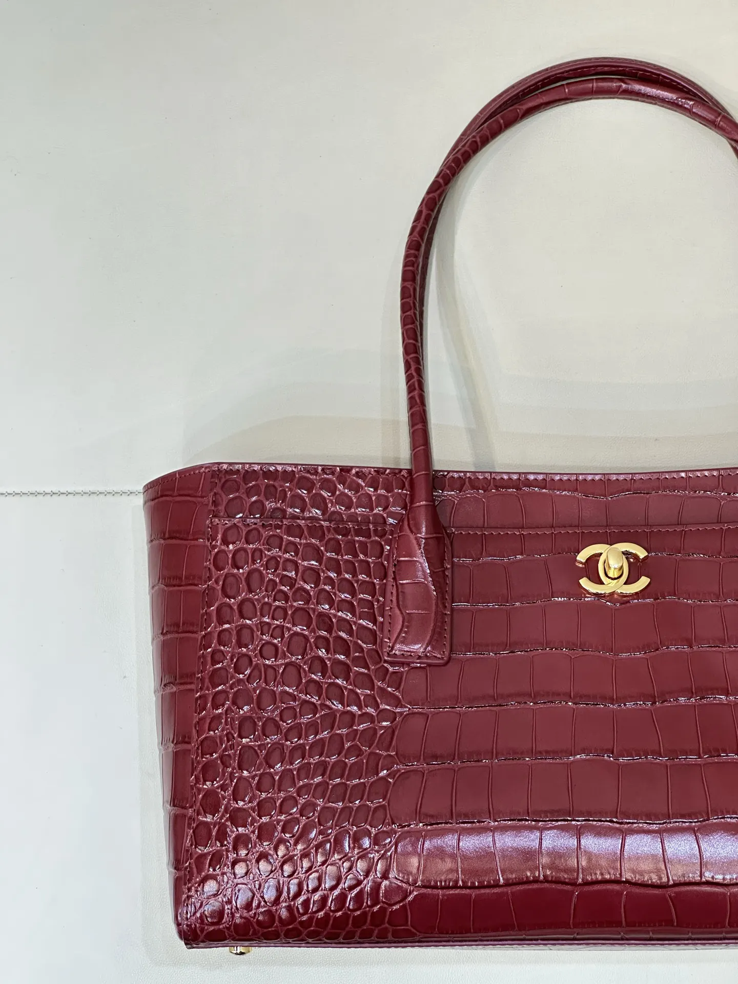 Red Top Handle Bag Commuter