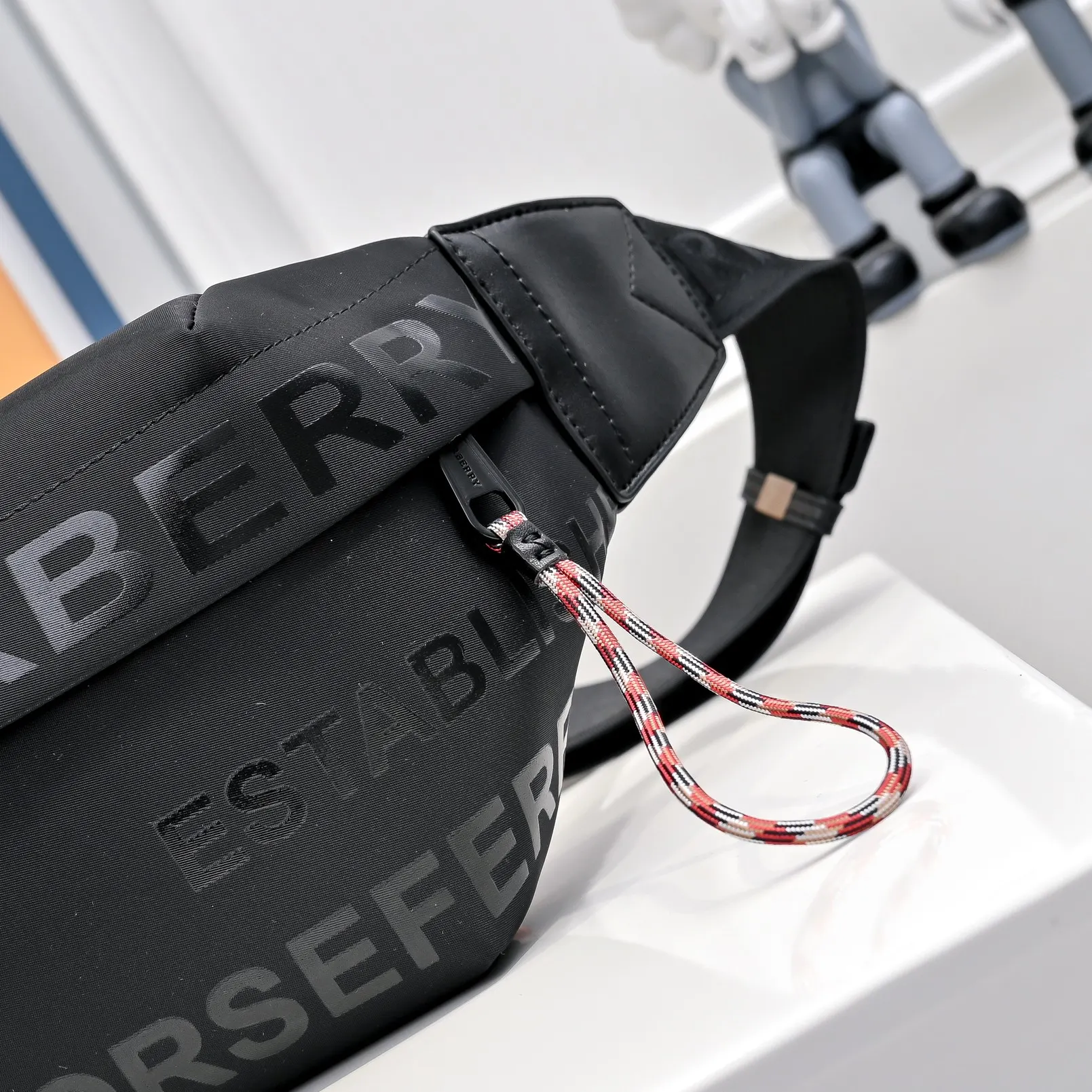 Burberry 帆布 腰包 休閒腰包款