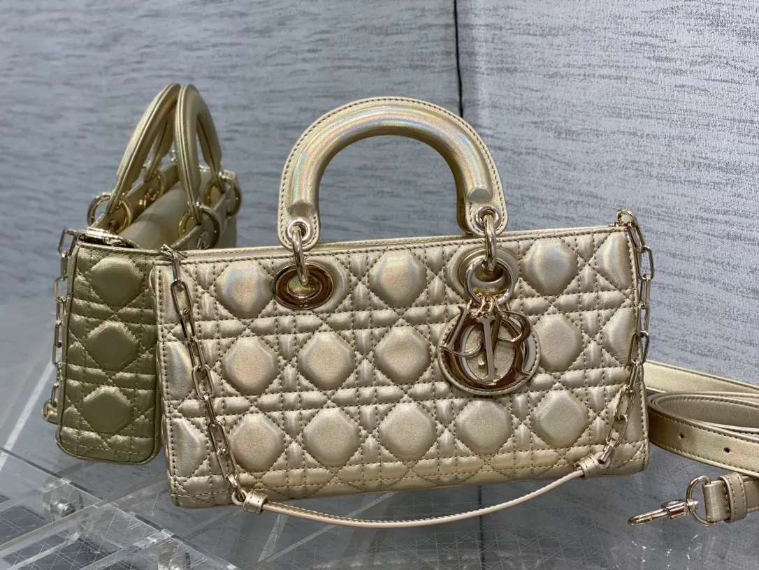 Dior 羊皮 进口 羊皮 内里采用 真羊皮绒横款戴妃包香槟金大 手提包 通勤手提款