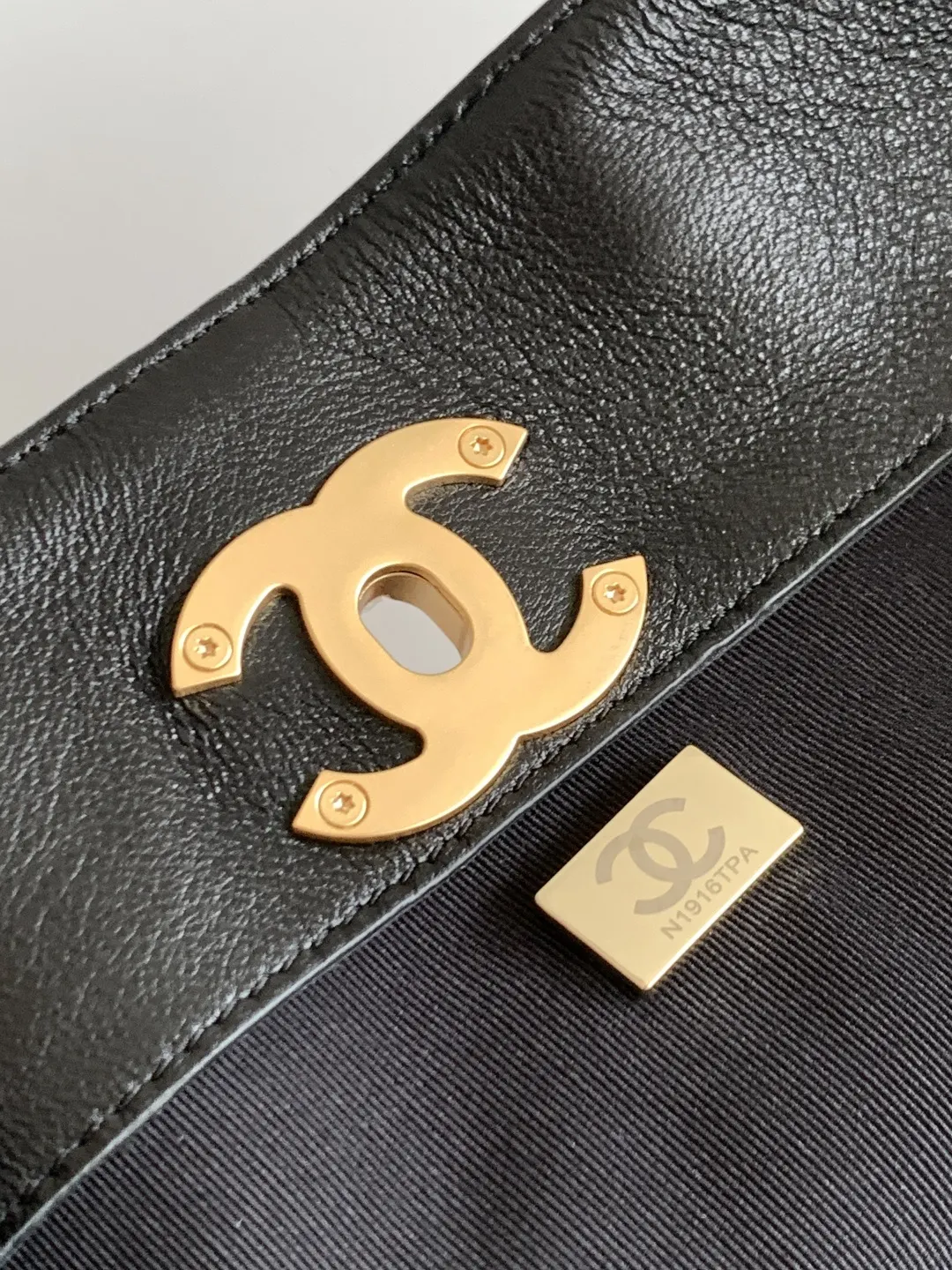 Chanel Tote Bag
