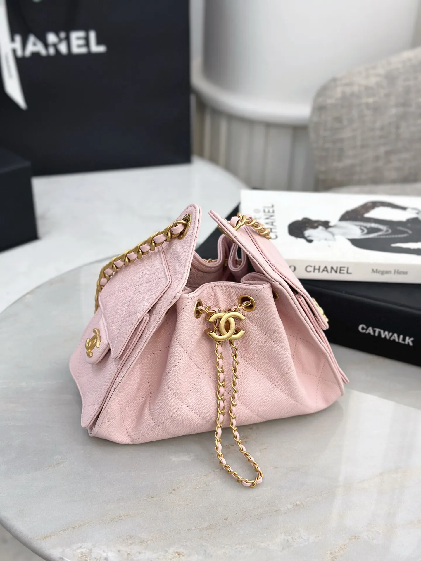 Chanel 22 Bag 粉色牛皮鏈條包 小號