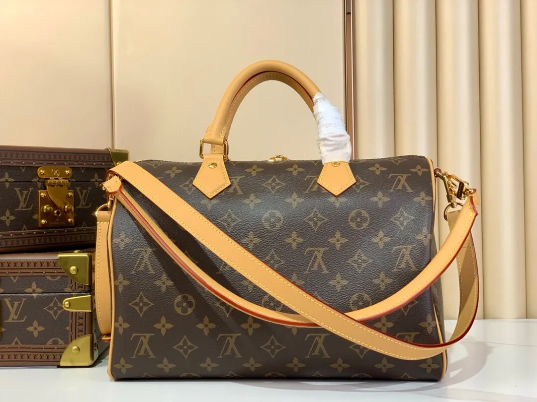 Black Monogram Chain Bag Canvas