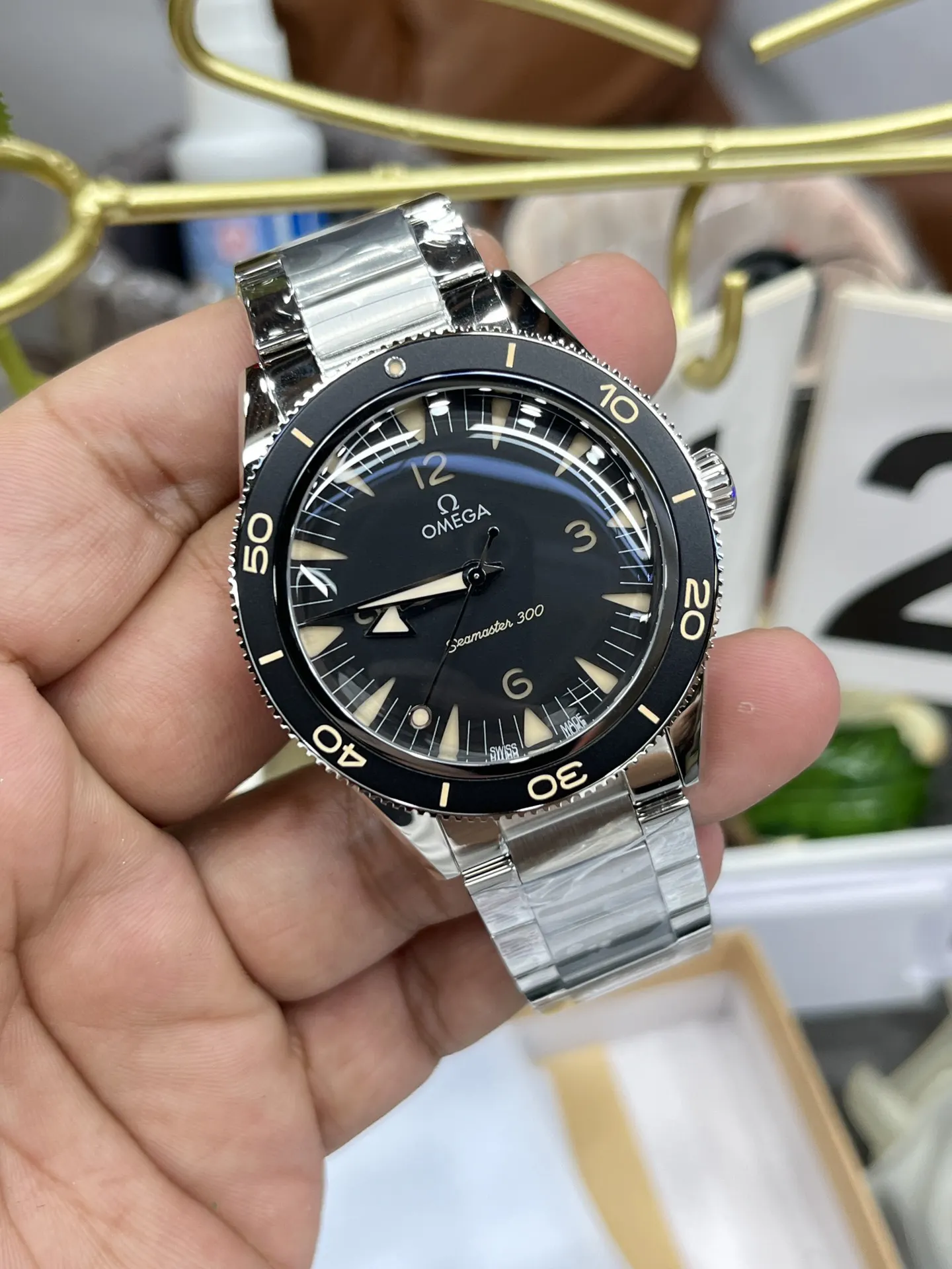 Omega 专供大厂出品 VS欧米茄 海马 米 手表 经典腕表款