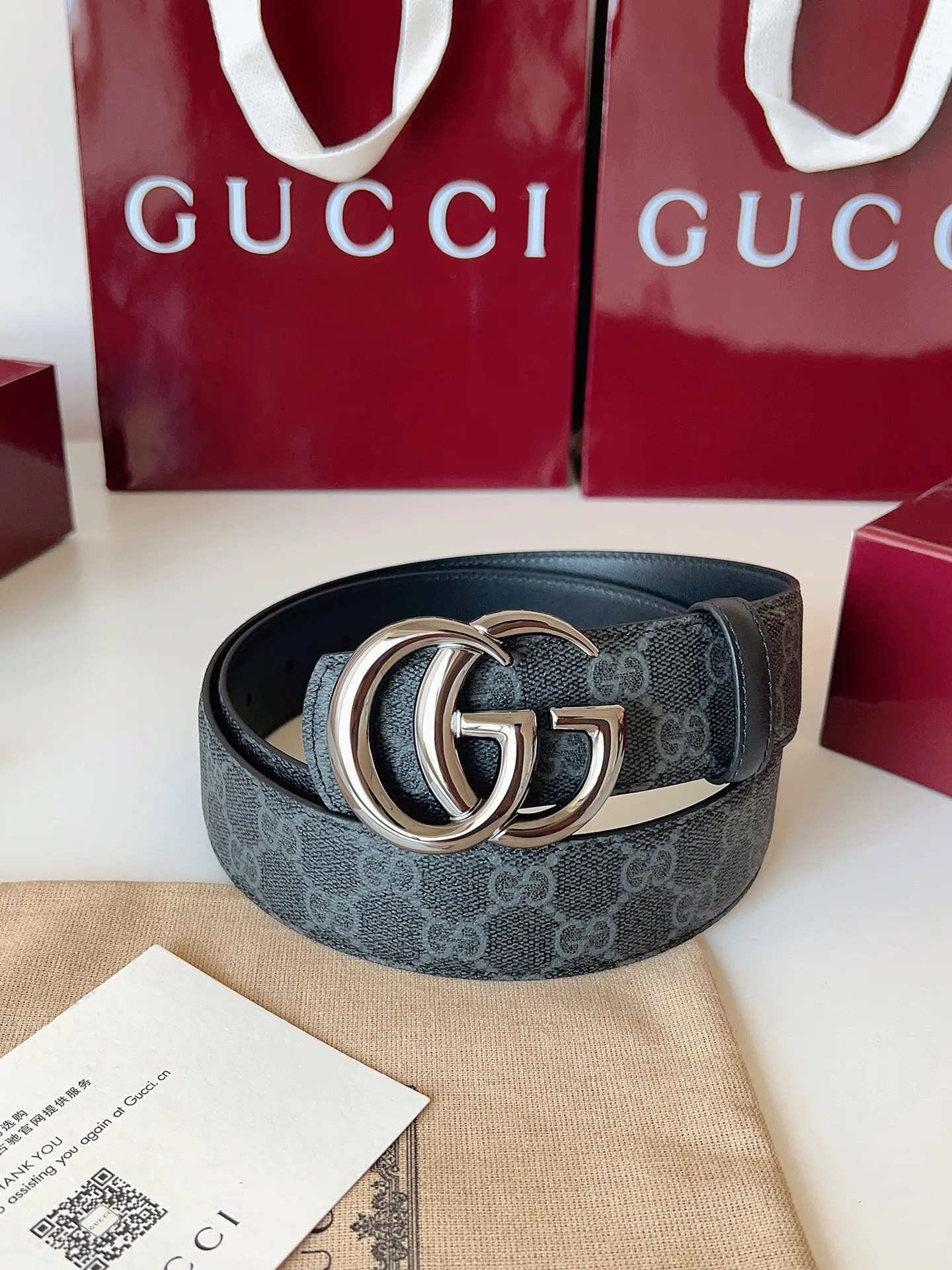 Gucci Double G 双G扣牛皮腰带