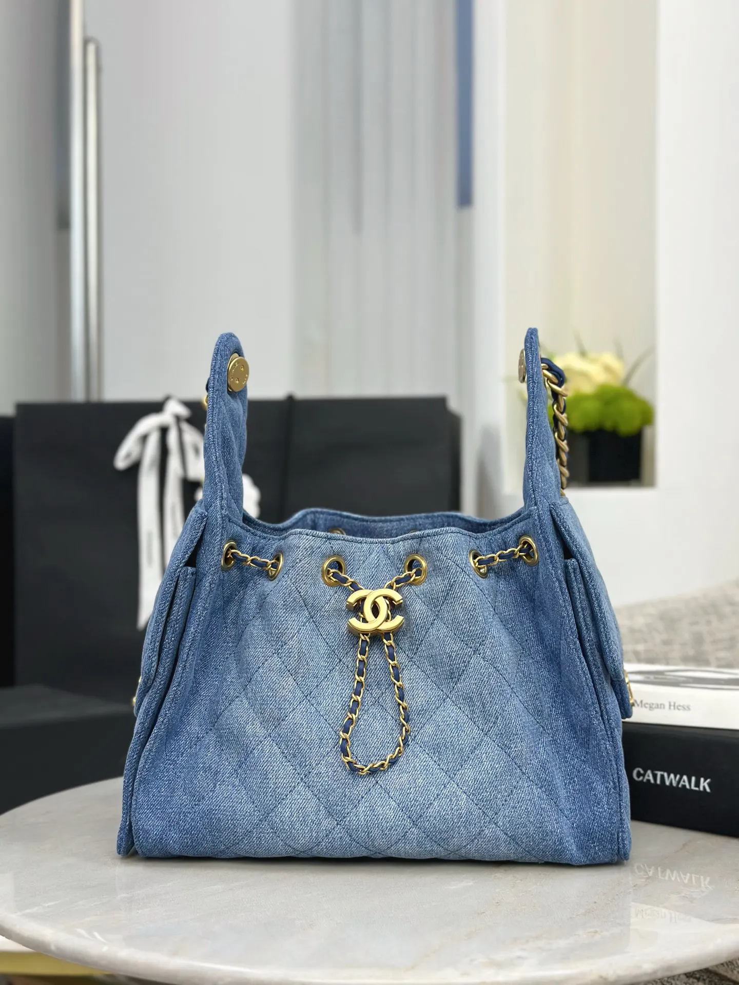 Chanel 牛仔 抽绳 水桶包