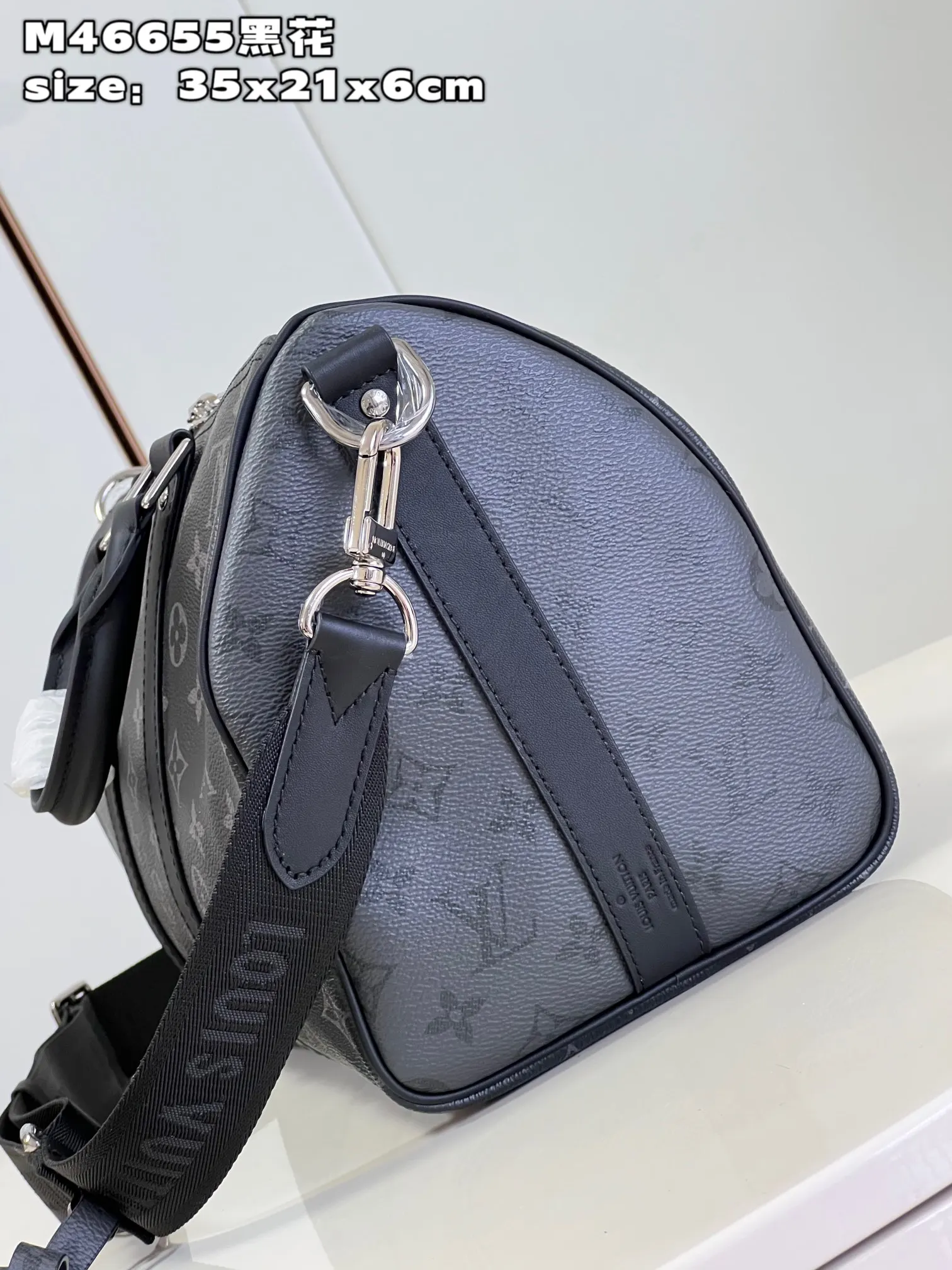 Fashion Item Travel Canvas