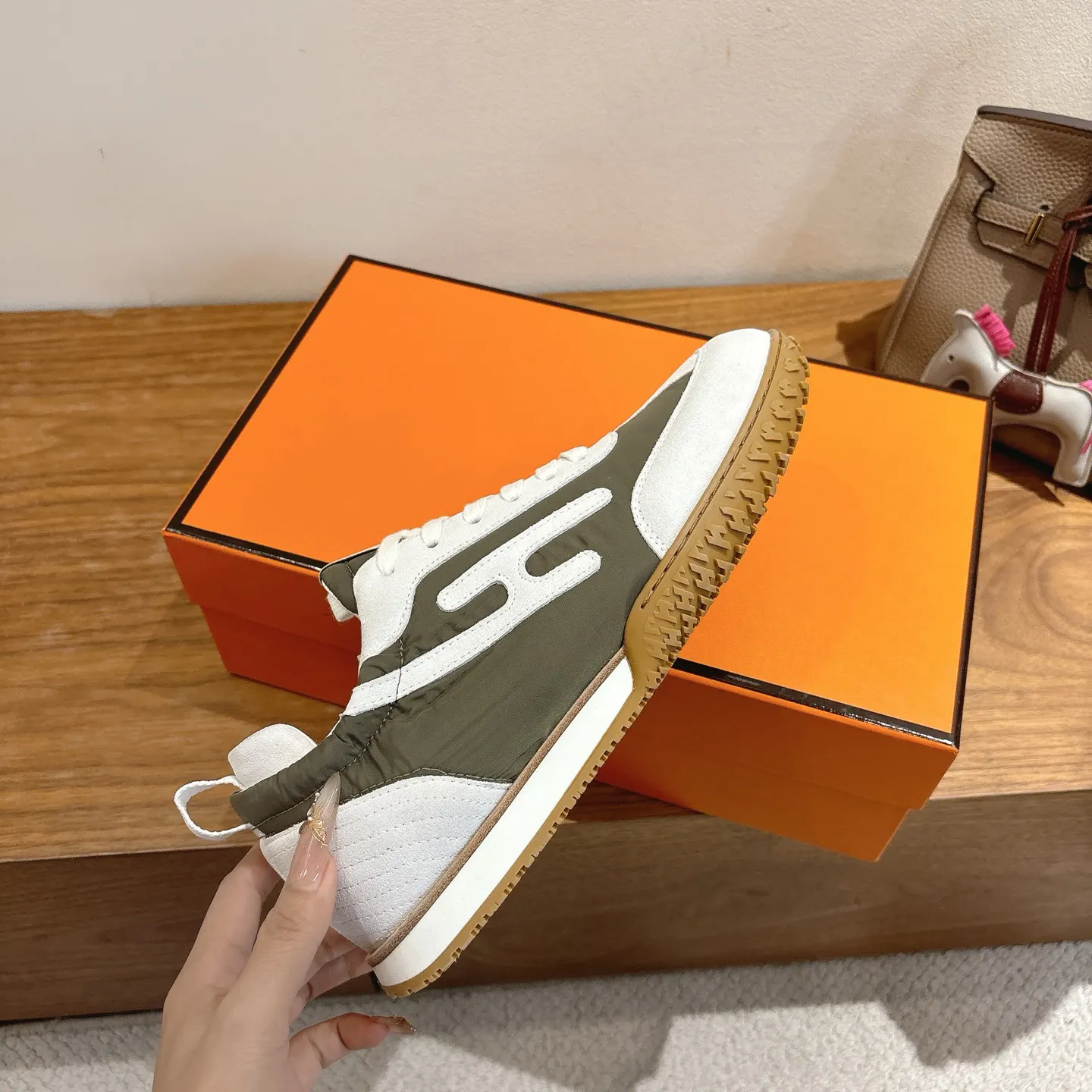 Hermès 运动鞋