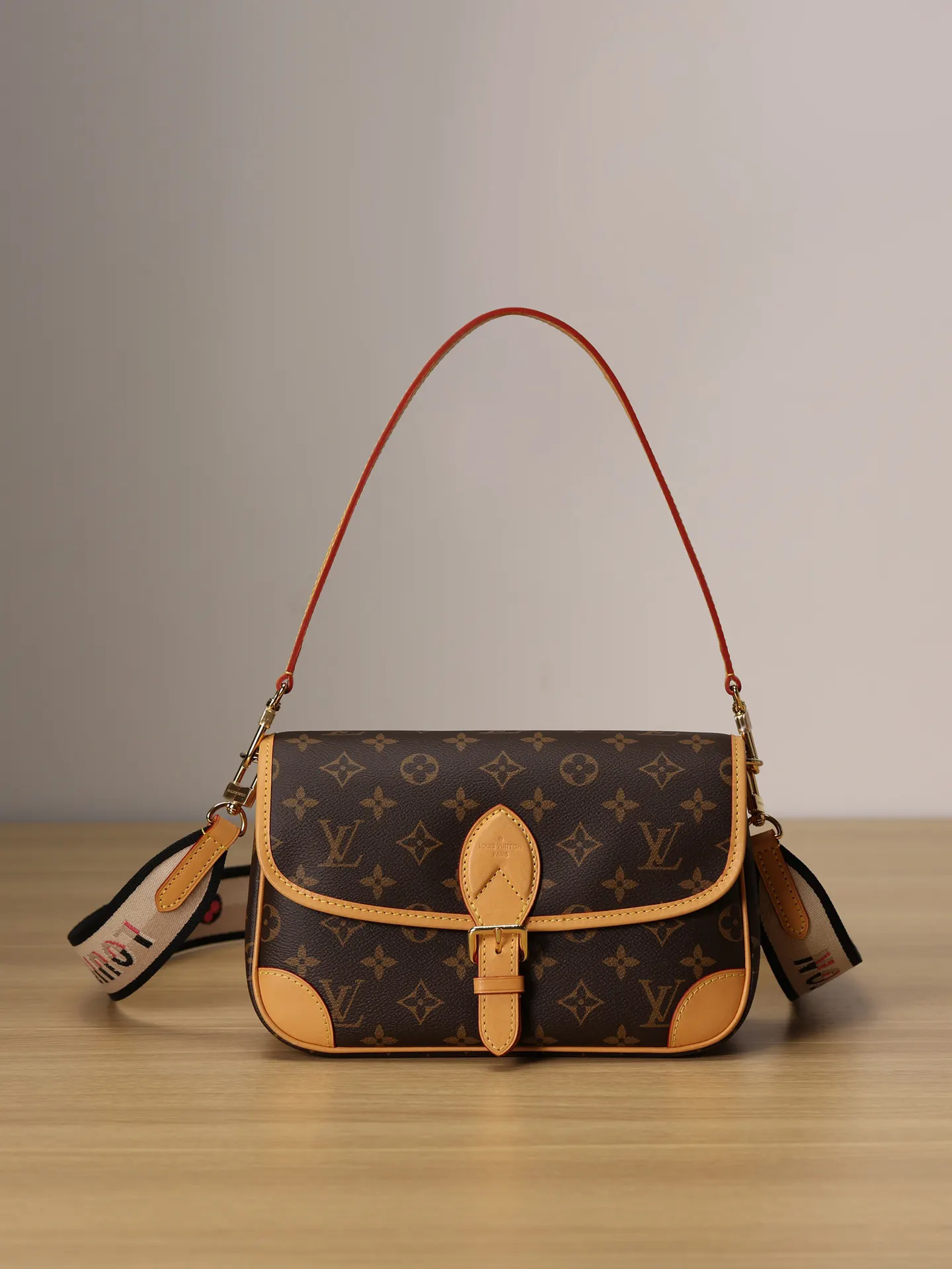 Louis Vuitton Hobo Shoulder Bag Vintage Leather