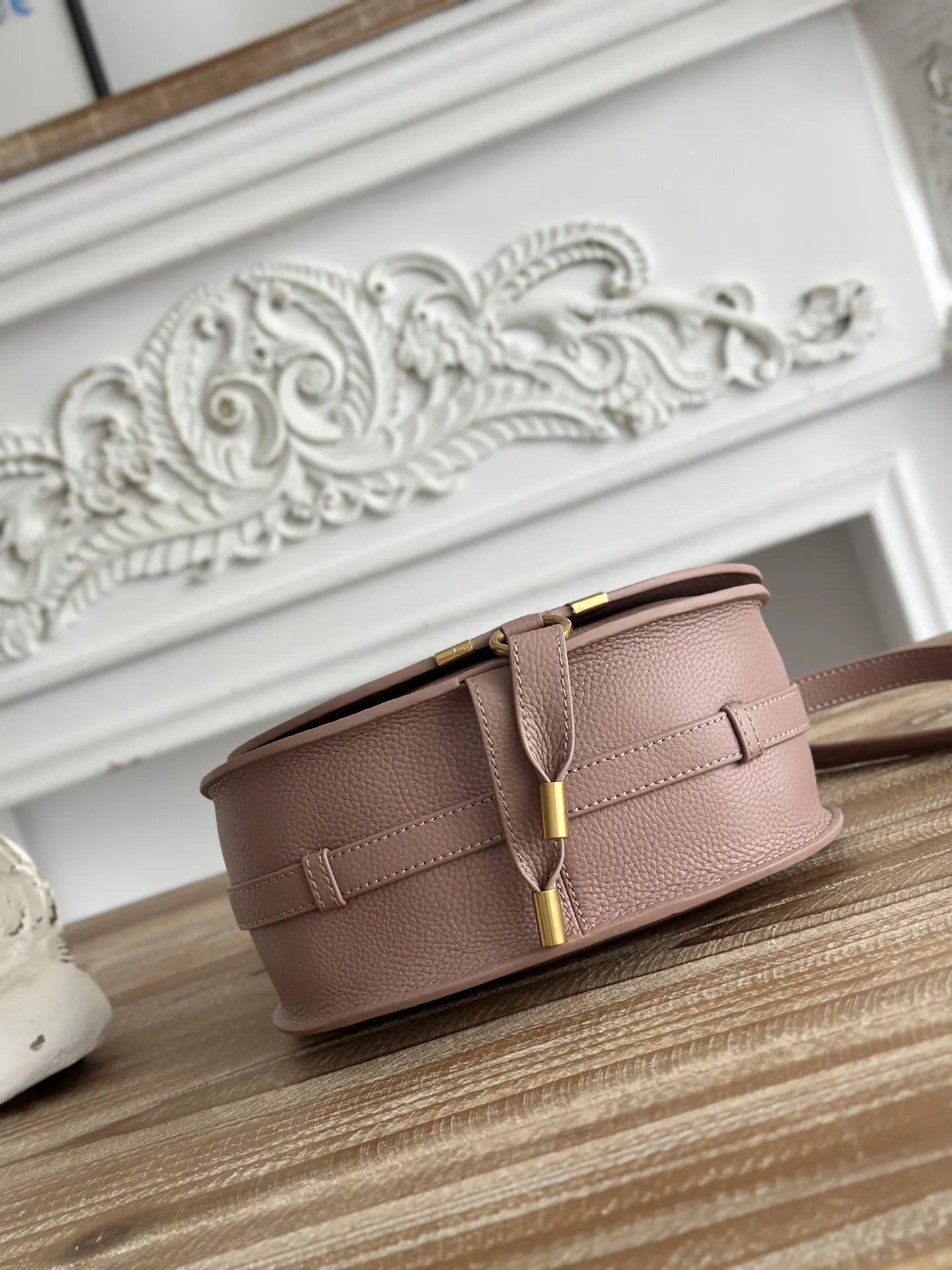 Crossbody Bag Lightweight Leather