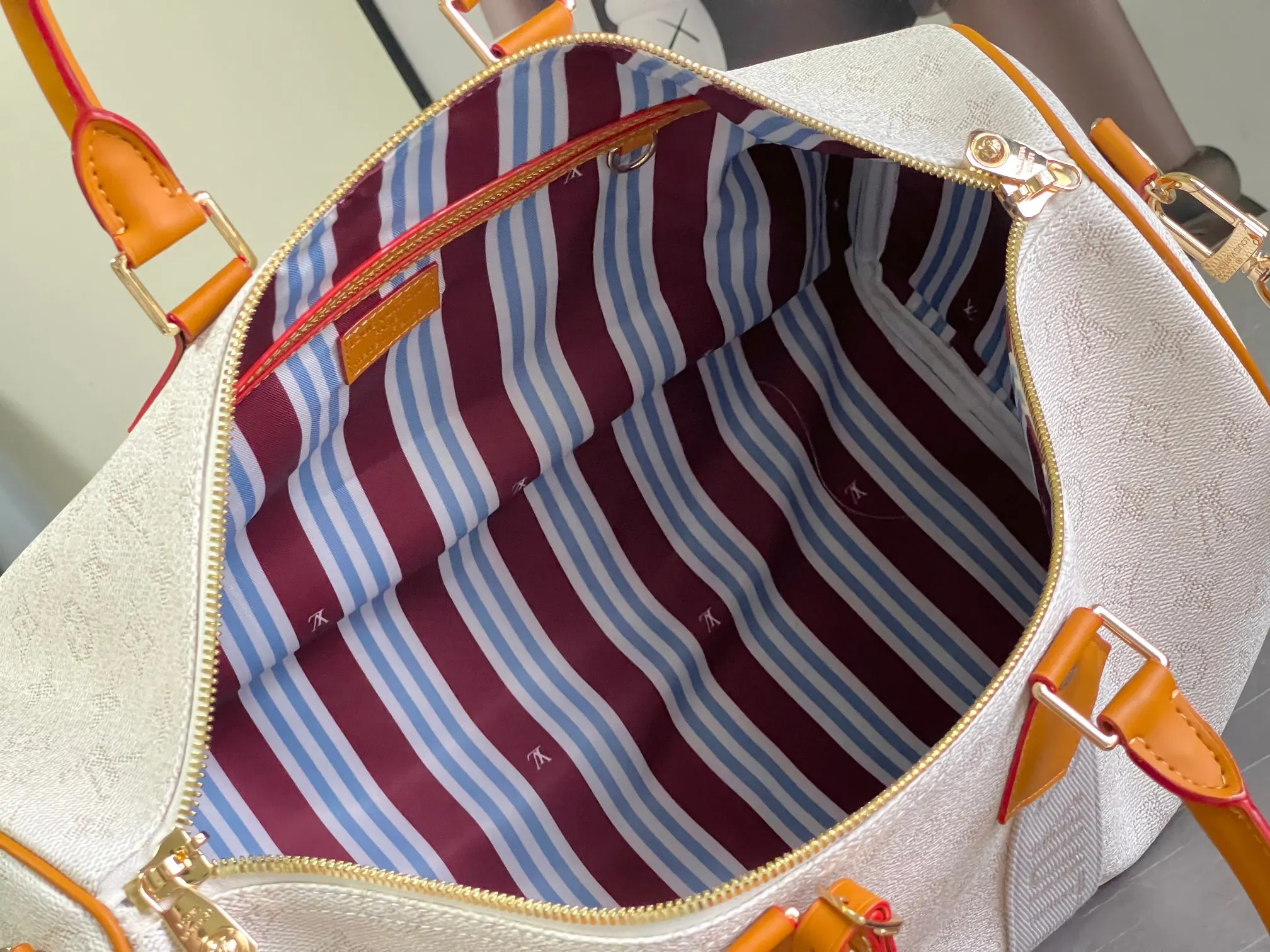 Keepall 白色 牛皮 旅行包 大容量旅行款