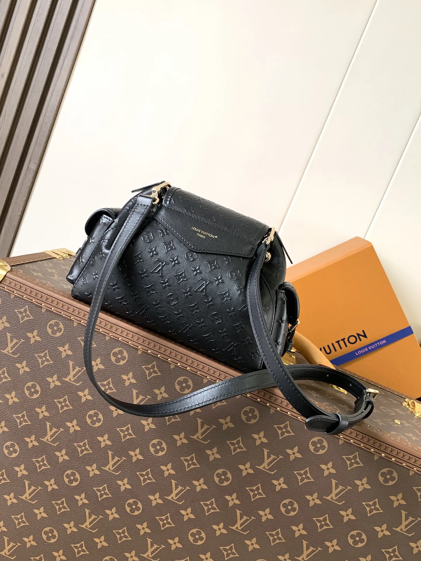 LV Black Chain Bag Shoulder Crossbody | ORBUYBAG High-End Fashion Boutique