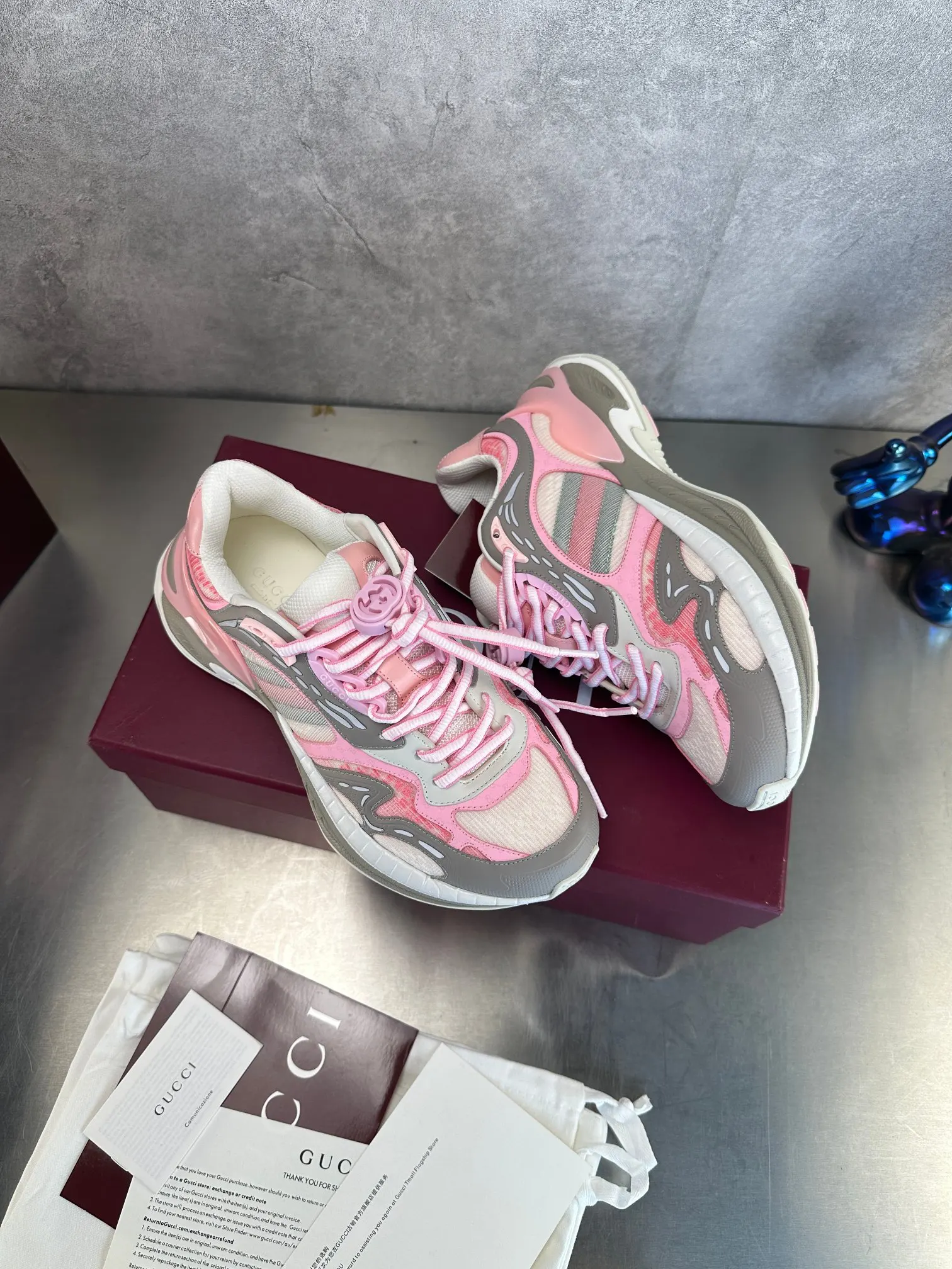 Gucci Logo Sneakers Image 5 Gucci Logo Sneakers Image 5