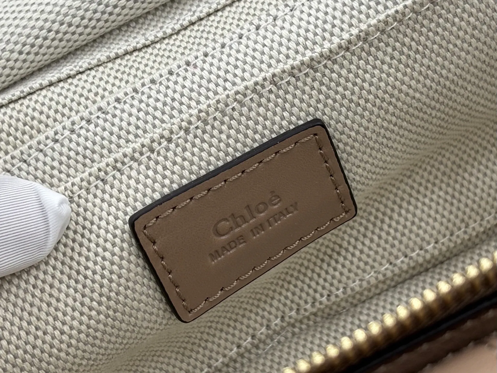 黑色 白色 Chloe Camera Bag 粉 斜背包 輕便斜挎款(數字9) 黑色 白色 Chloe Camera Bag 粉 斜背包 輕便斜挎款(數字9)