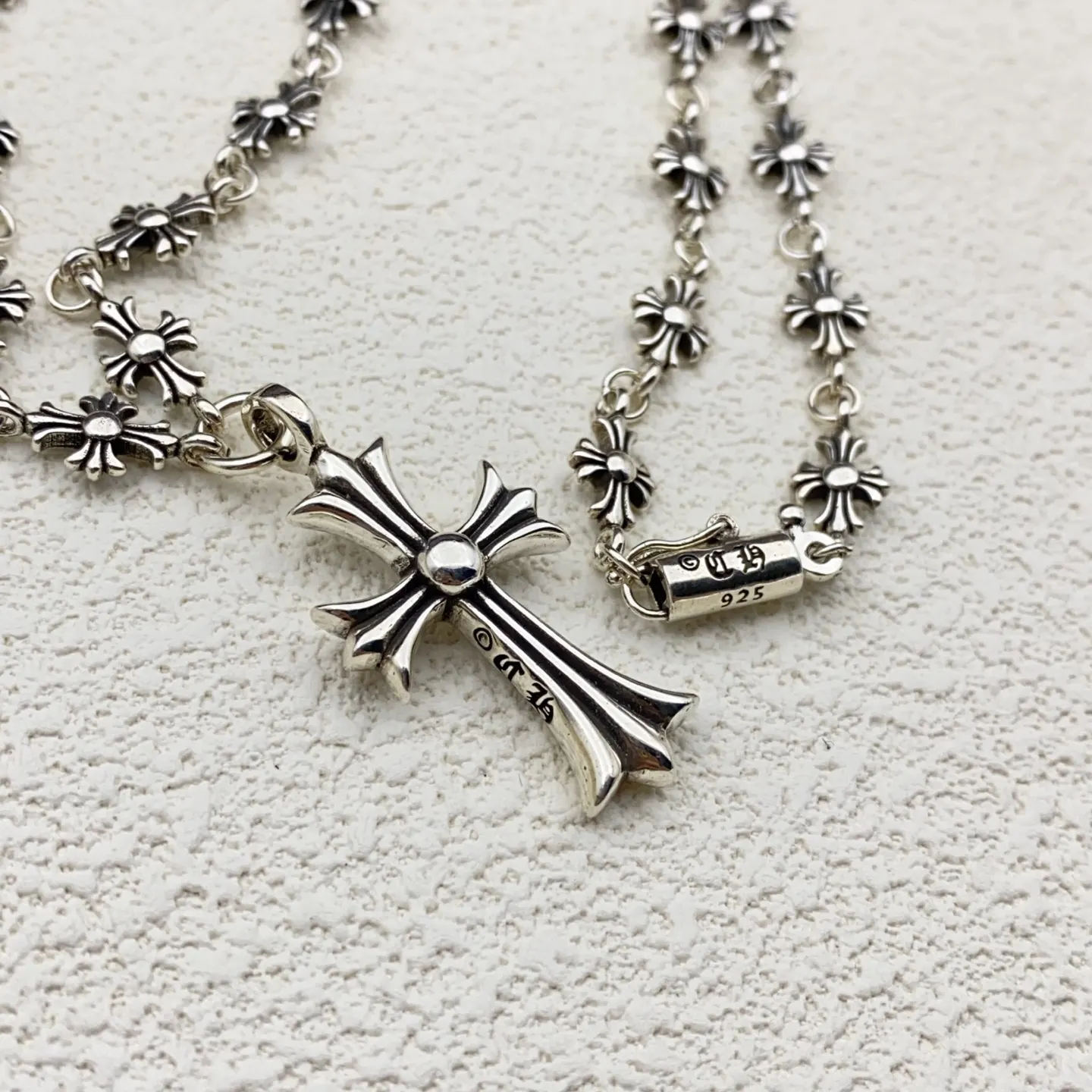 Chrome Hearts 項鍊 精致锁骨链款