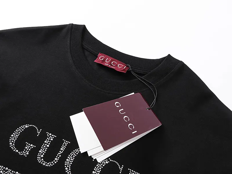 Gucci 双G扣牛皮腰带