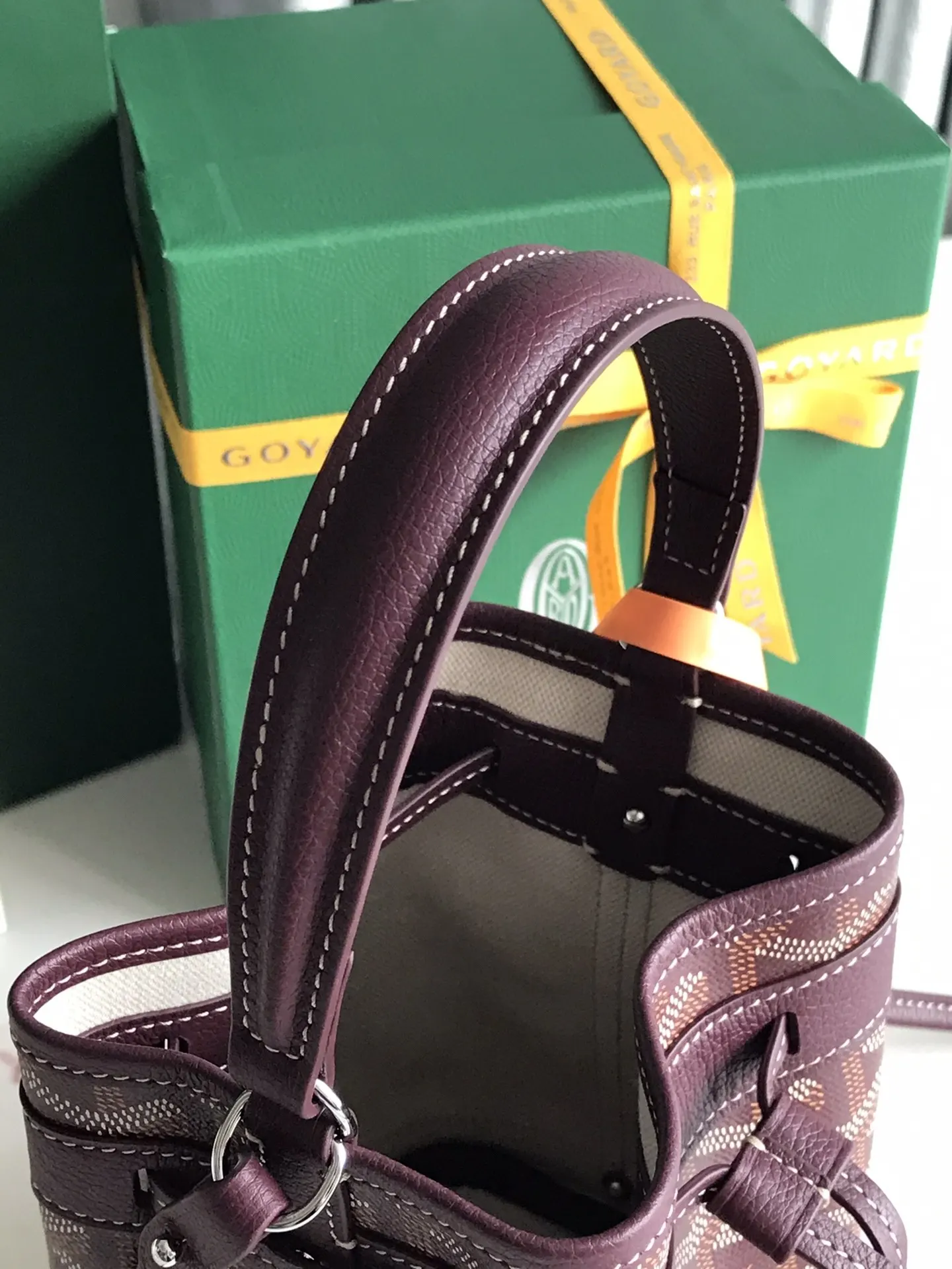 Goyard 皮革 × ×鼎鼎戈雅 水桶包 休闲水桶款