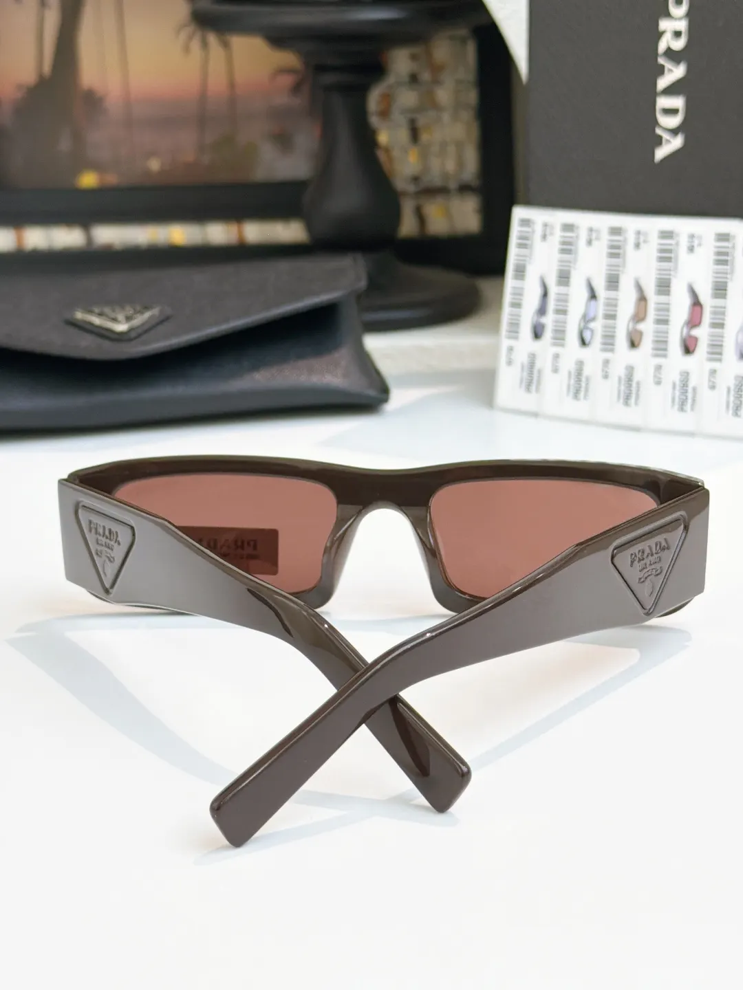 PRADA OPR D09SD 太阳眼镜 时尚遮阳款