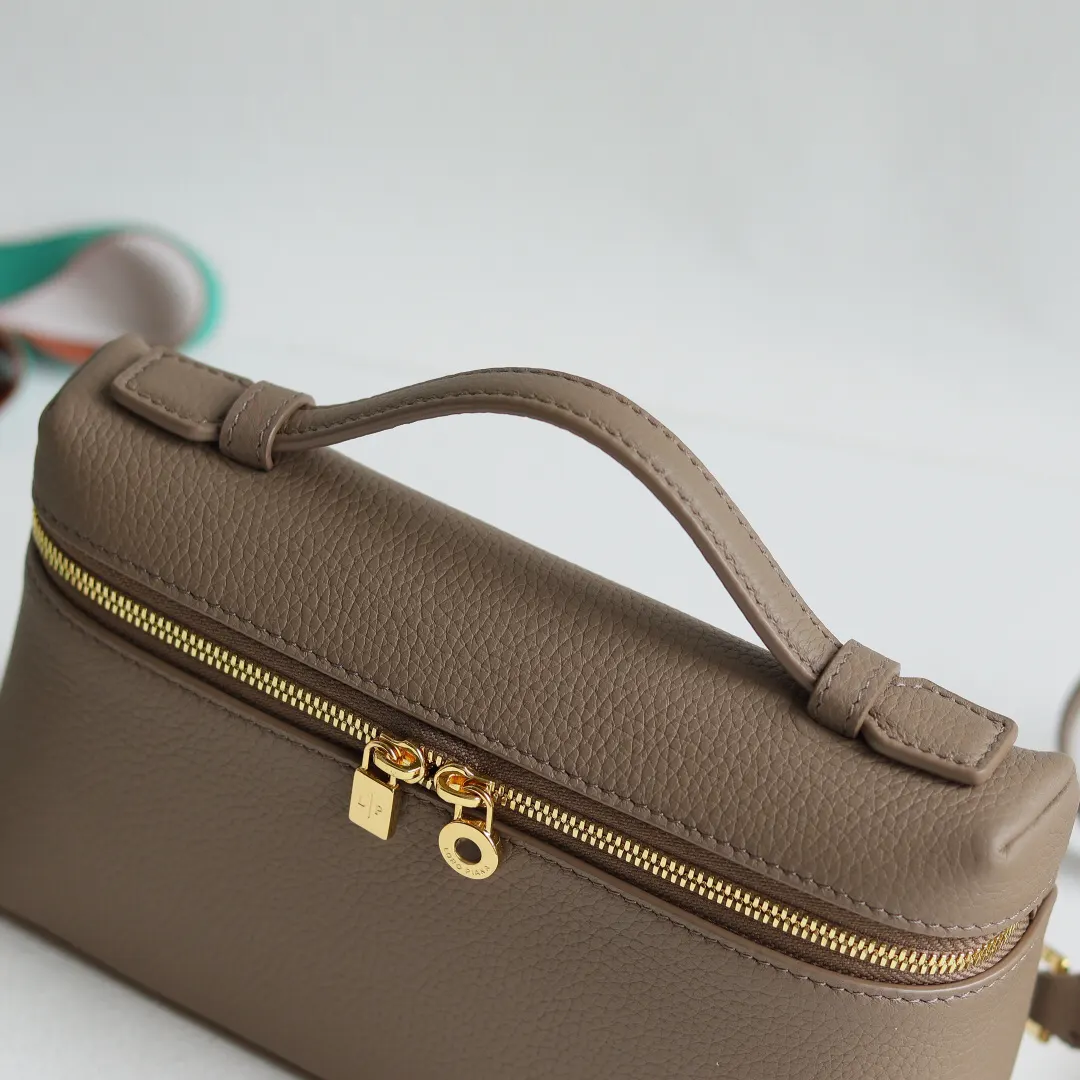 牛皮 上线 LORO PIANA 手拿包 精致手拿款