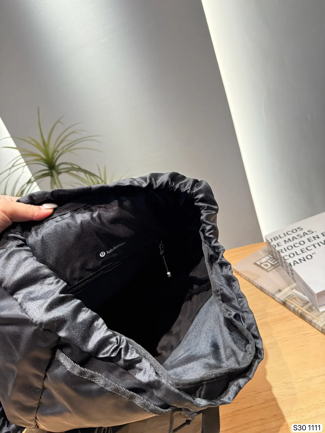 尼龍 Lululemon Wunderlust 雙肩包 实用雙肩款