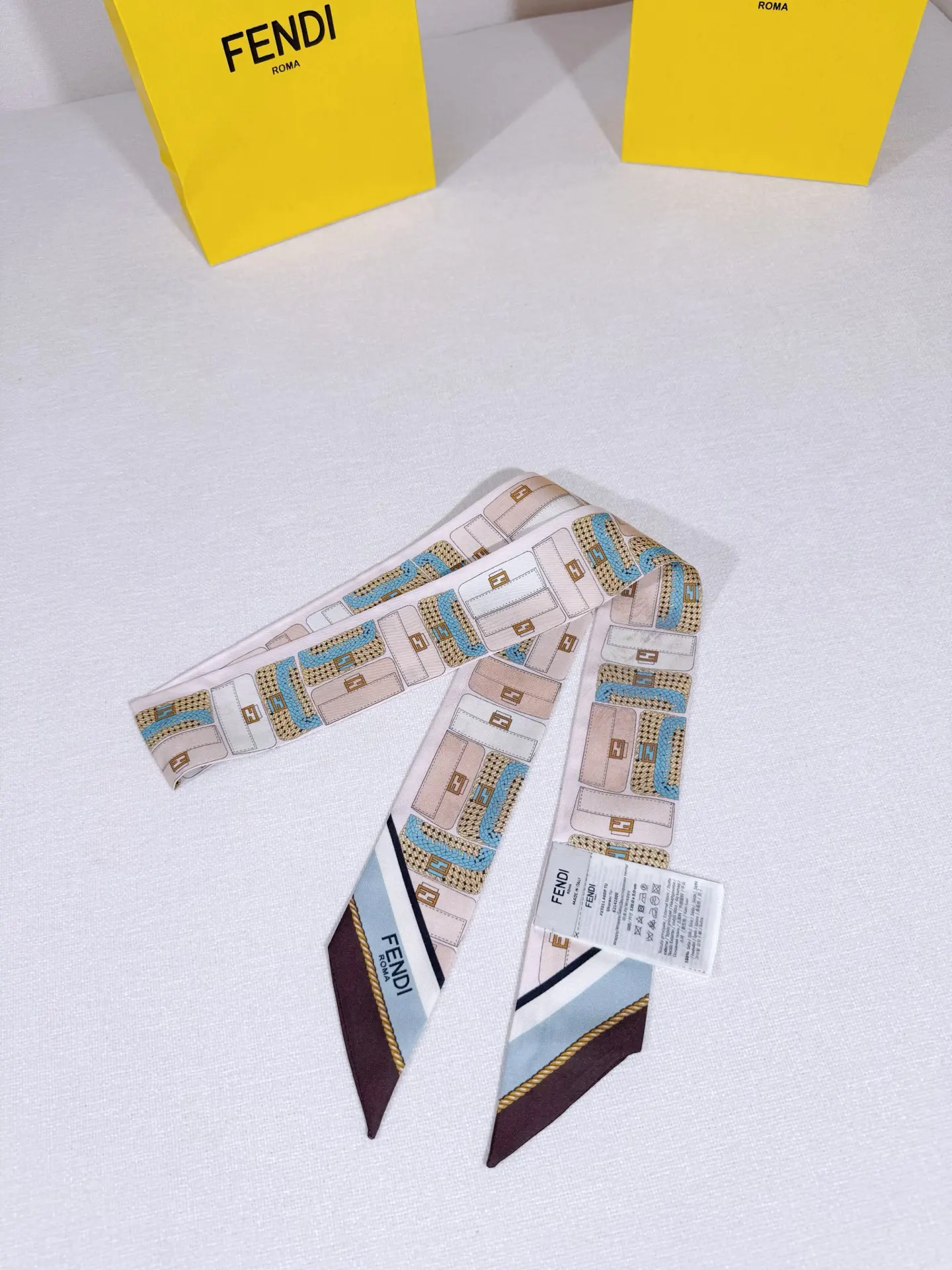 Fendi 米色 腰帶 通勤百搭款