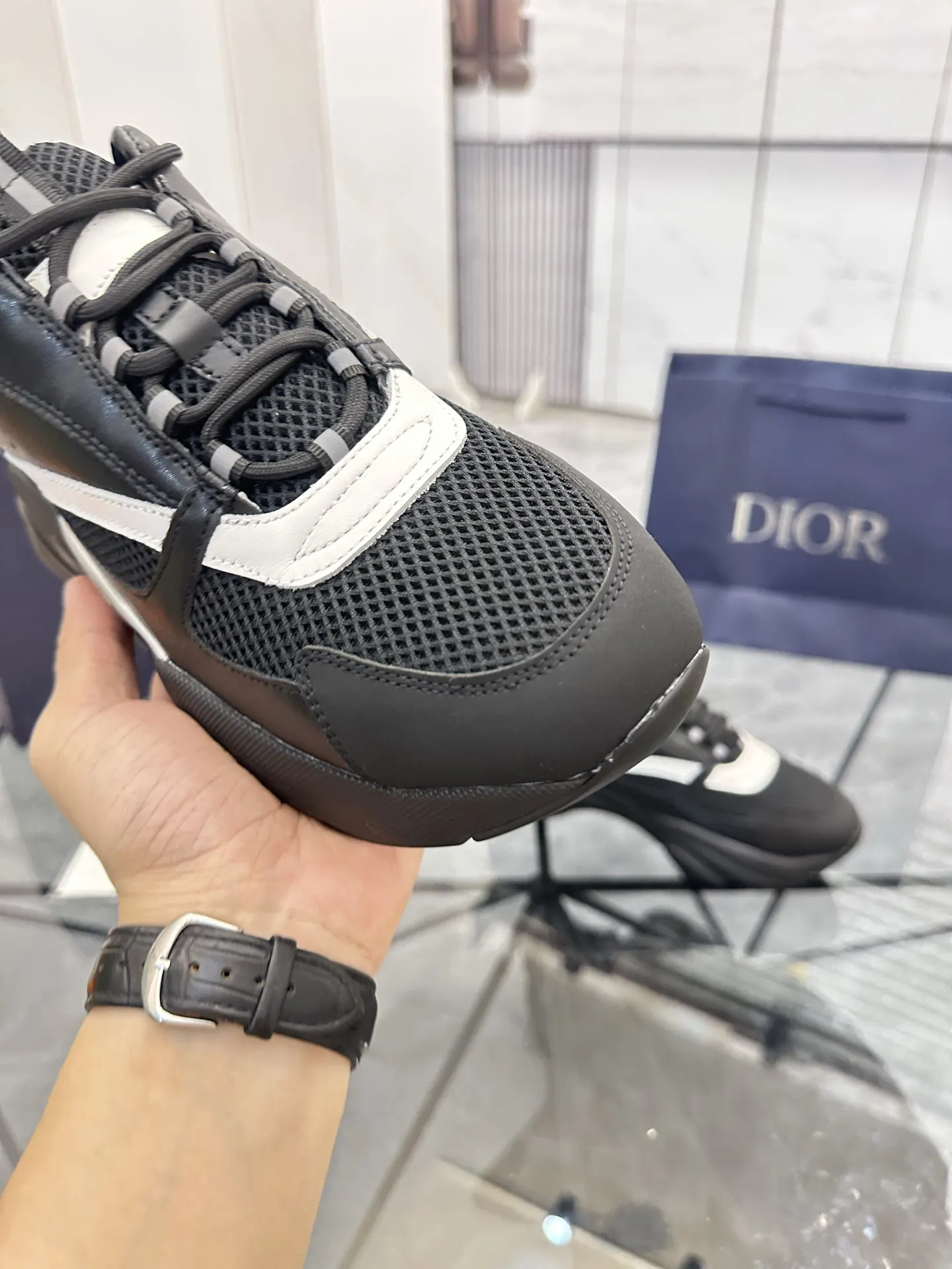 Dior B22 黑白拼色牛皮休閒鞋 經典厚底