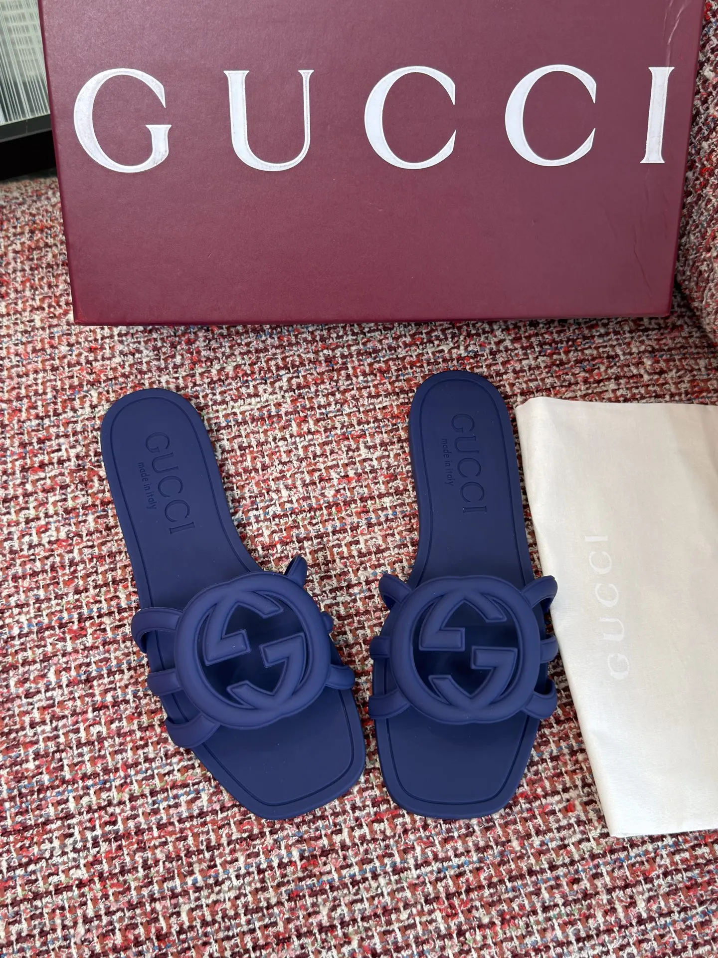 Gucci Interlocking G 蓝紫色凉拖 休闲款