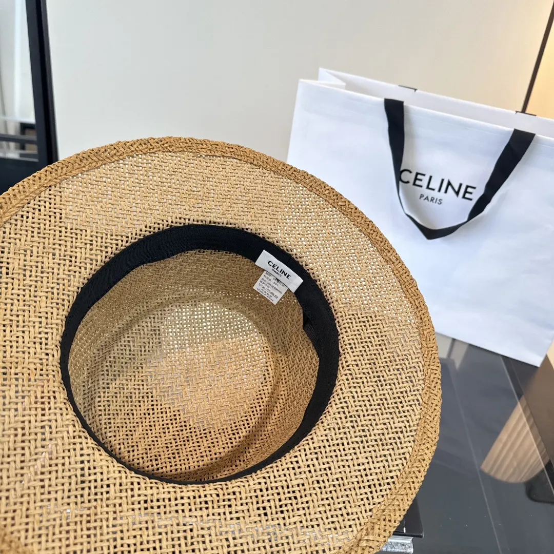 Celine 帽子 日常造型款
