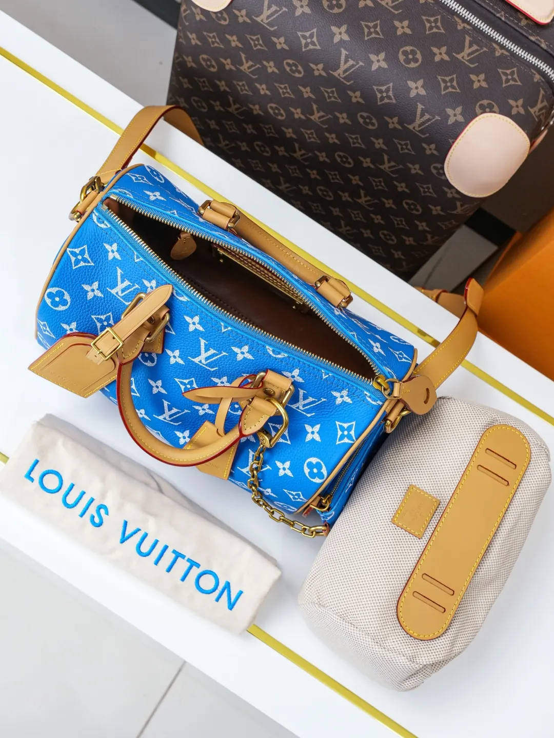 Organizer Pouch Travel Leather